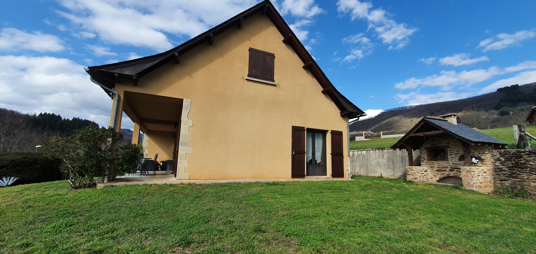 Vente Maison à Saint-Geniez-d'Olt-et-d'Aubrac 7 pièces