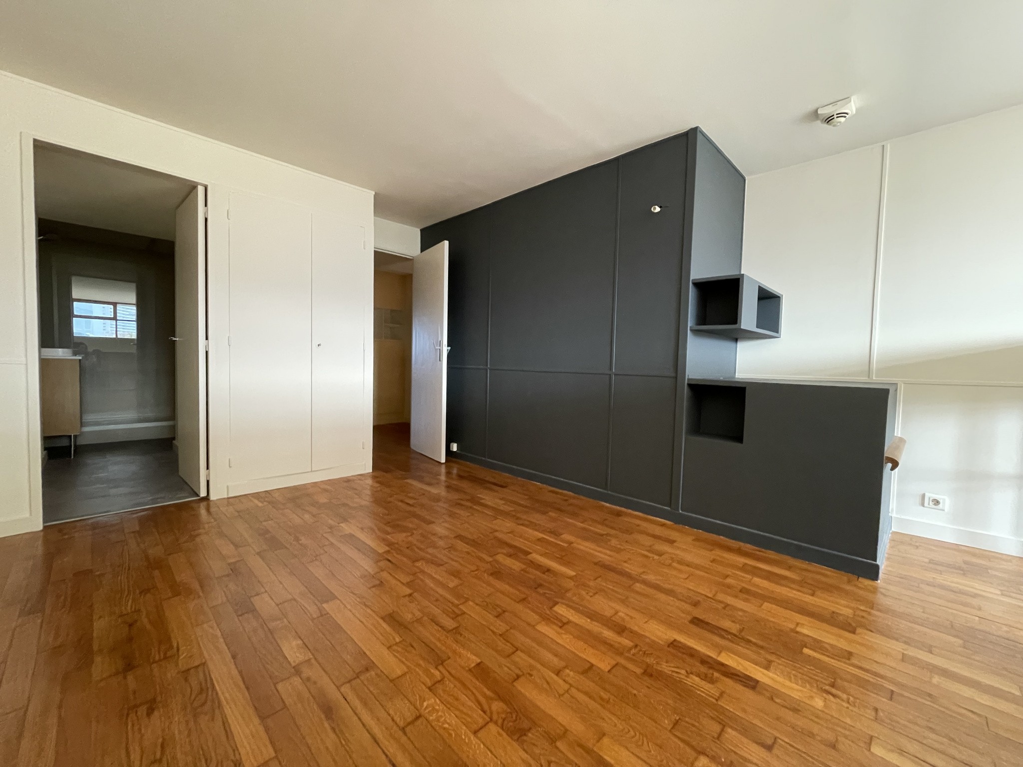 Location Appartement à Marseille 8e arrondissement 3 pièces