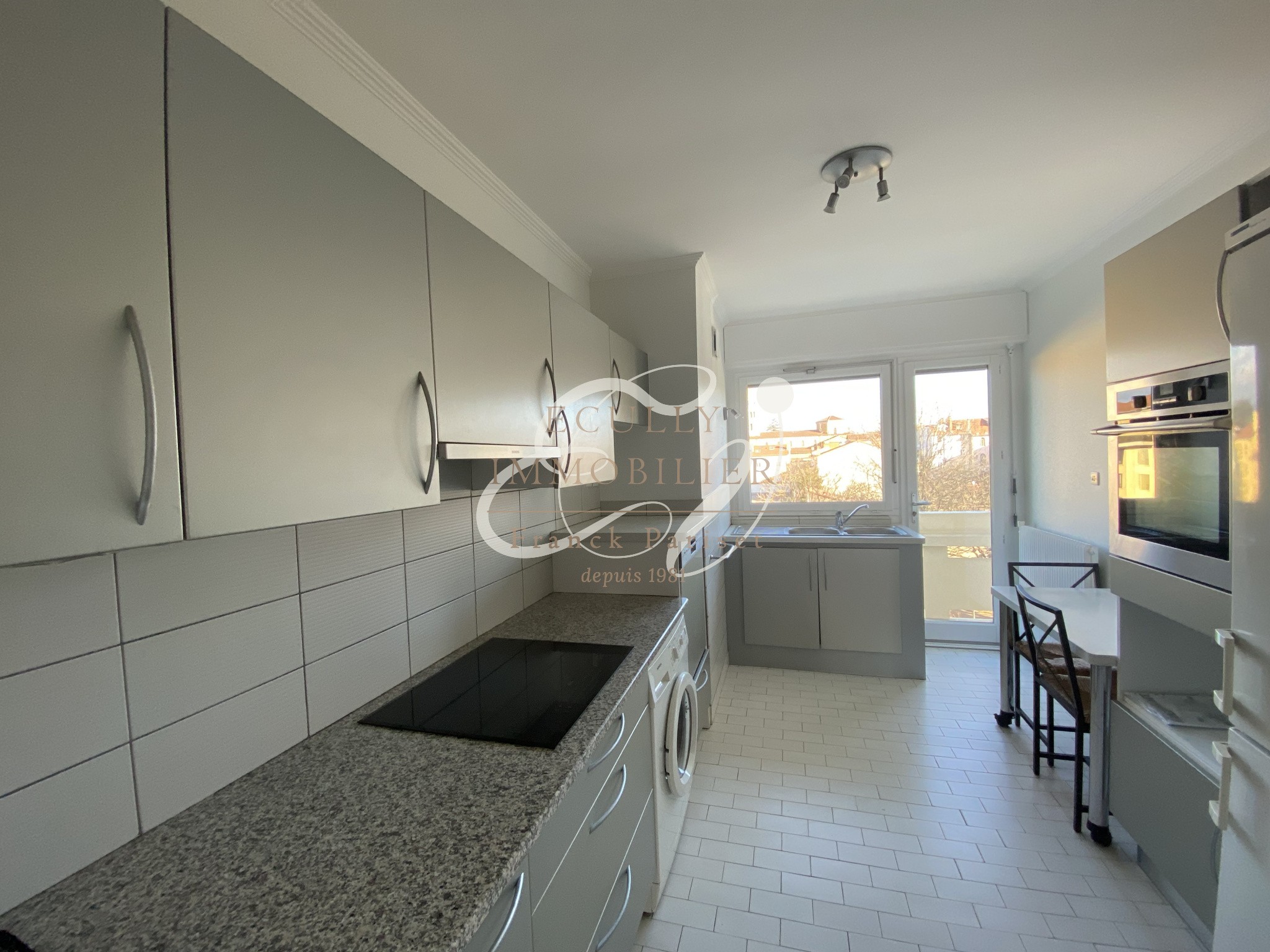 Location Appartement à Écully 5 pièces