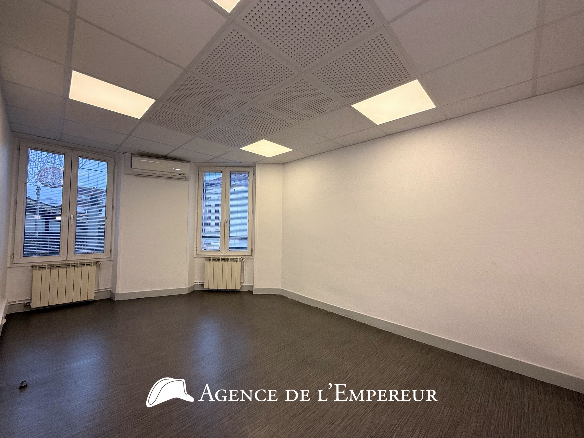 Vente Bureau / Commerce à Rueil-Malmaison 0 pièce