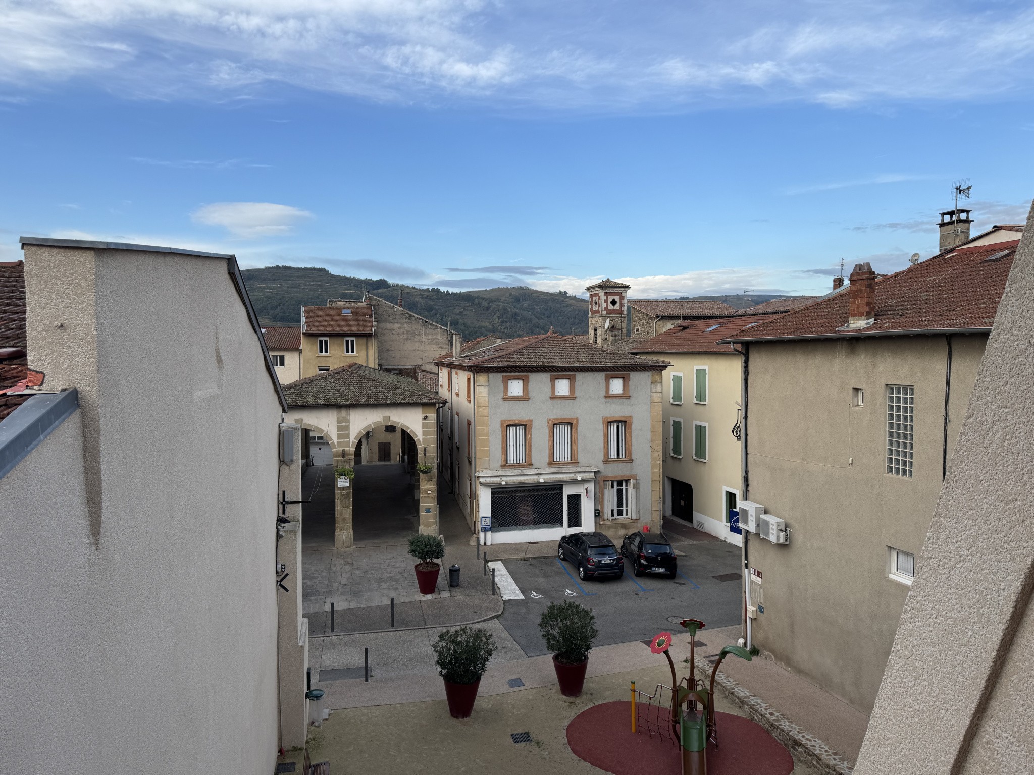 Vente Bureau / Commerce à Saint-Vallier 0 pièce