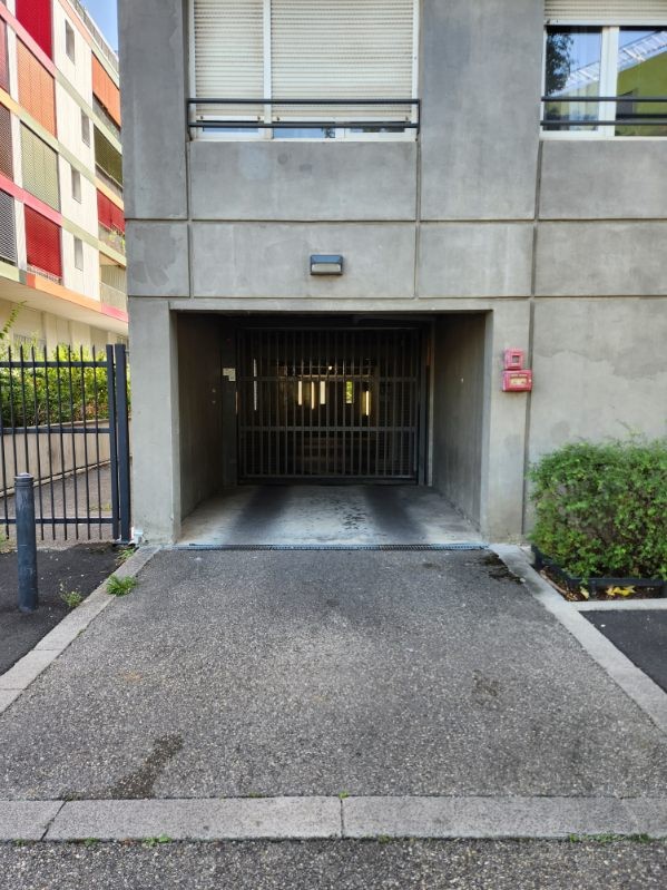 Vente Garage / Parking à Grenoble 0 pièce