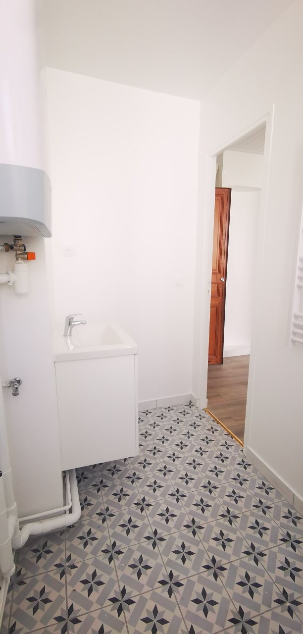 Vente Appartement à Paris Butte-Montmartre 18e arrondissement 1 pièce