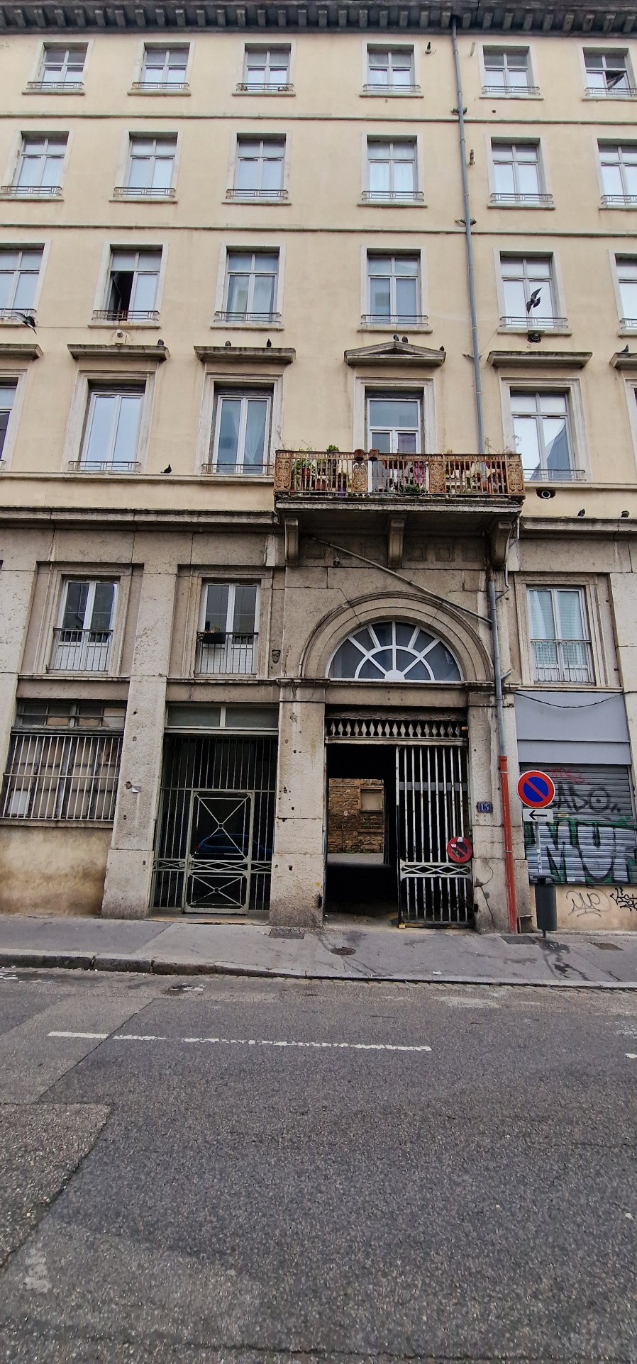 Location Garage / Parking à Lyon 2e arrondissement 0 pièce