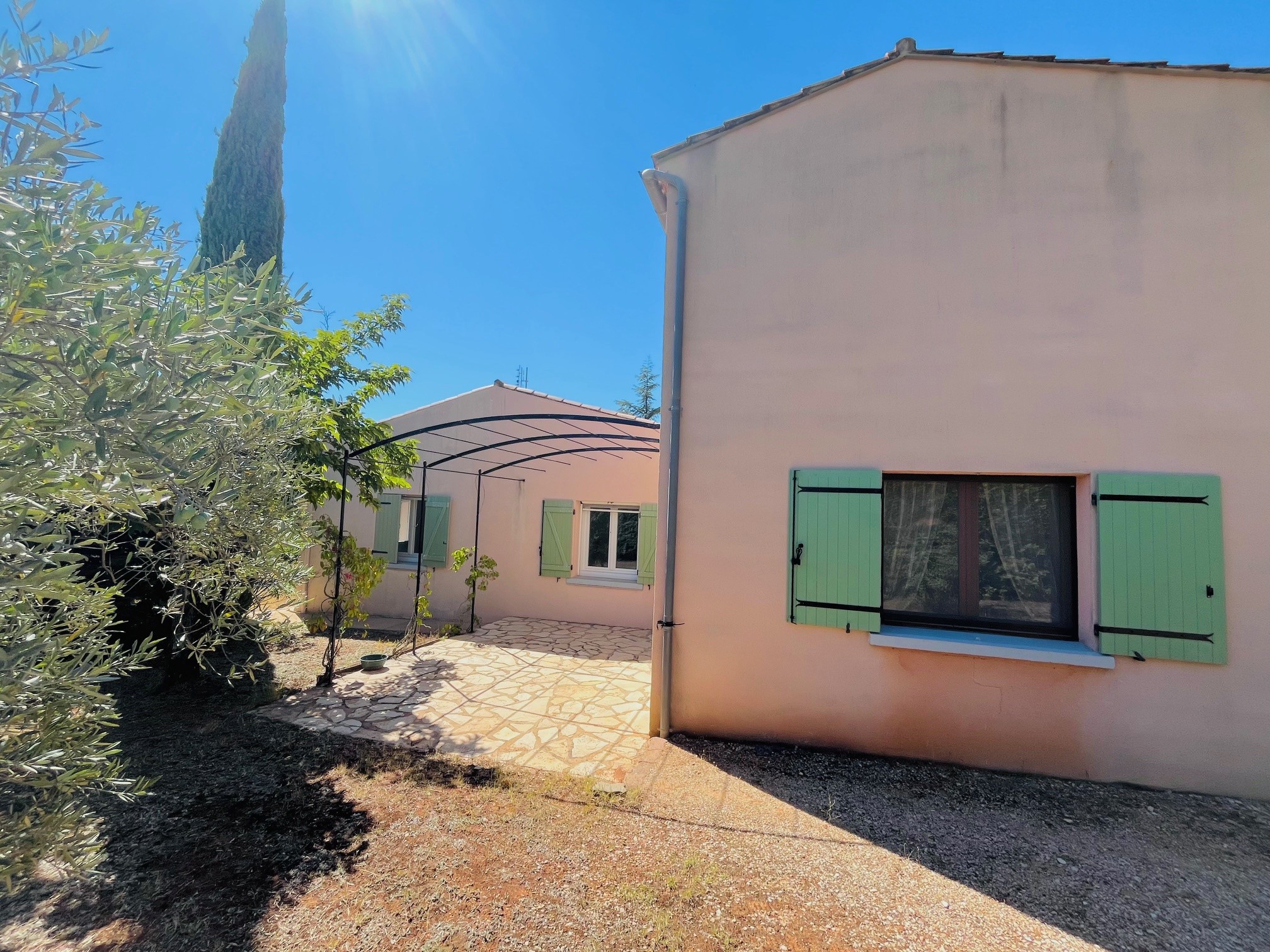 Vente Maison à Saint-Saturnin-lès-Apt 6 pièces