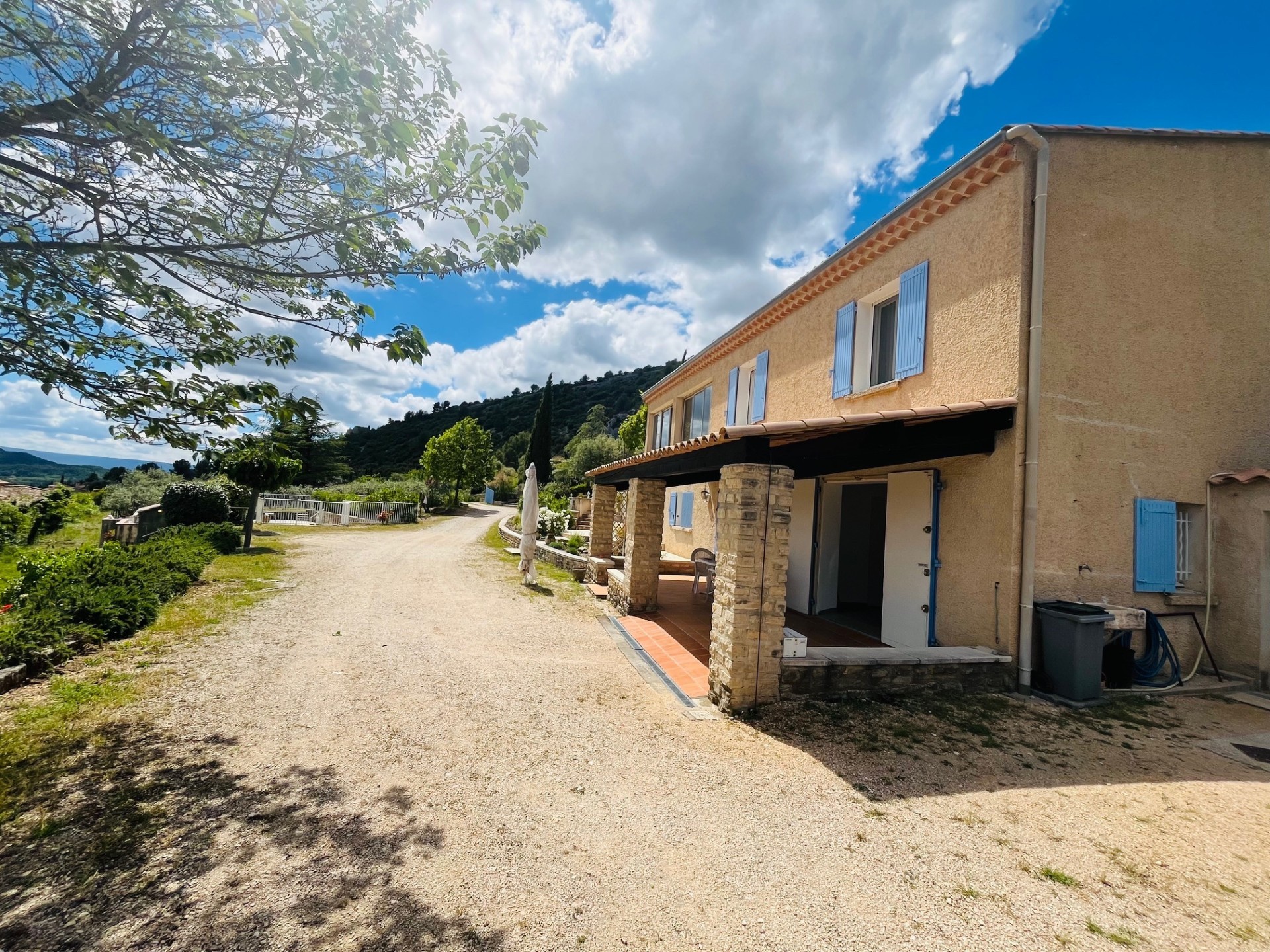 Vente Maison à Saint-Saturnin-lès-Apt 7 pièces