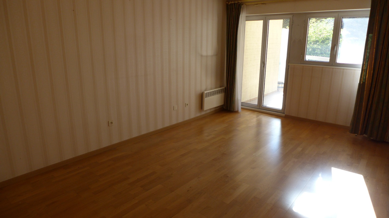 Location Appartement à Paris Vaugirard 15e arrondissement 2 pièces