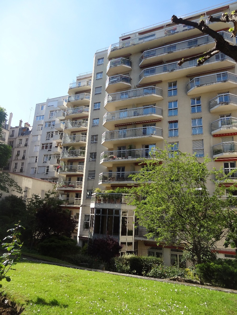 Vente Appartement à Paris Vaugirard 15e arrondissement 1 pièce