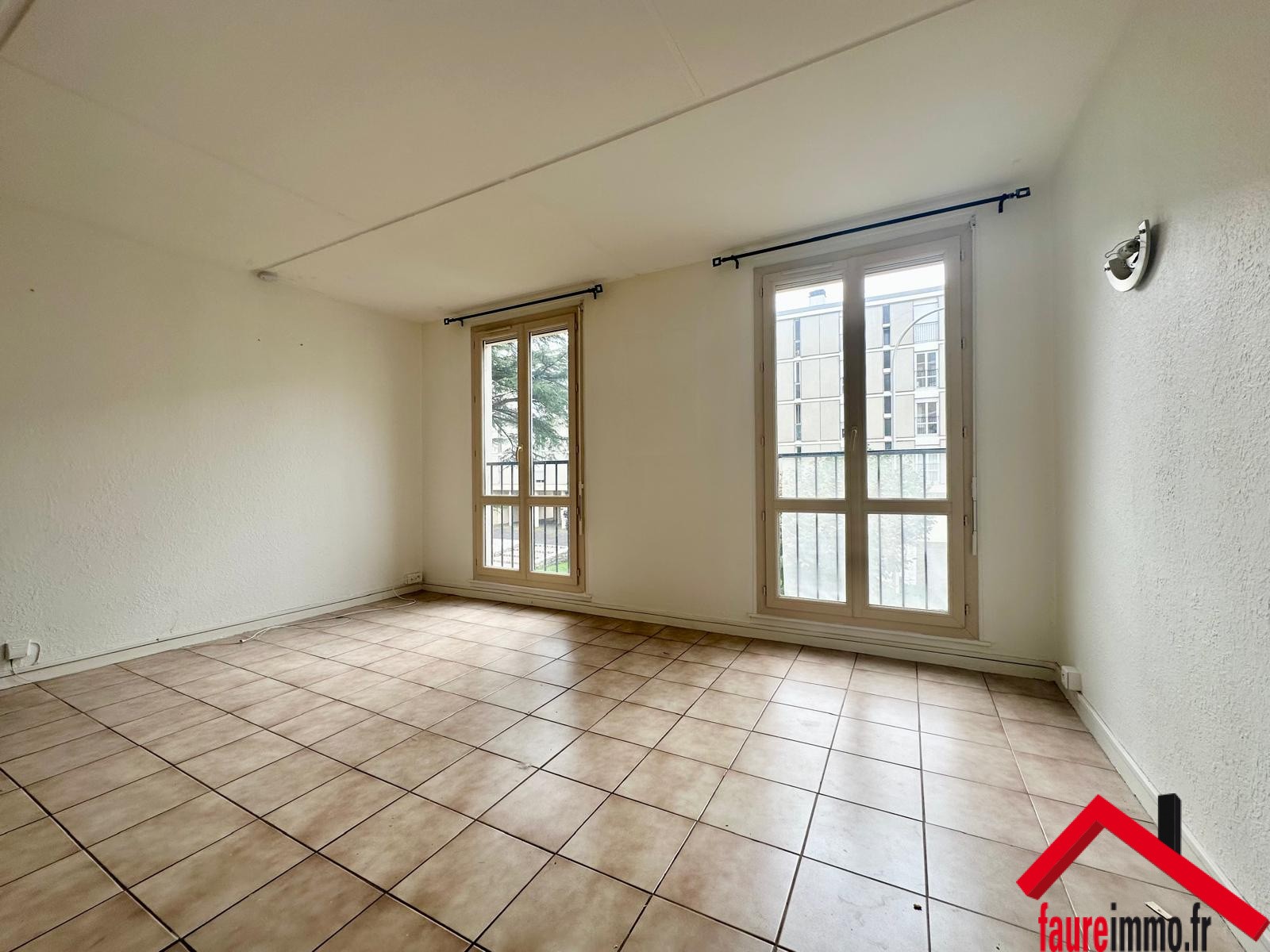 Location Appartement à Brive-la-Gaillarde 3 pièces