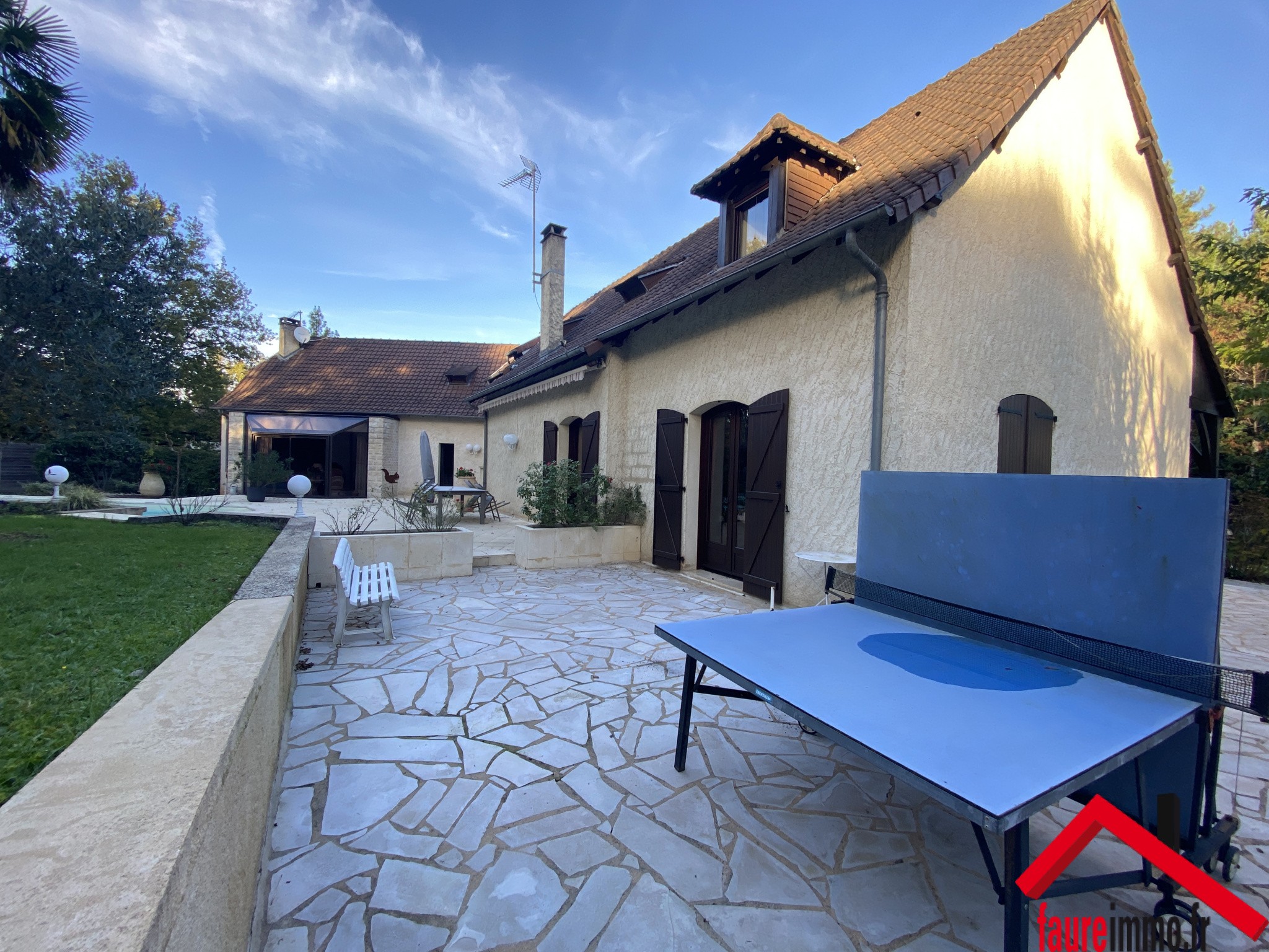 Vente Maison à Ussac 10 pièces