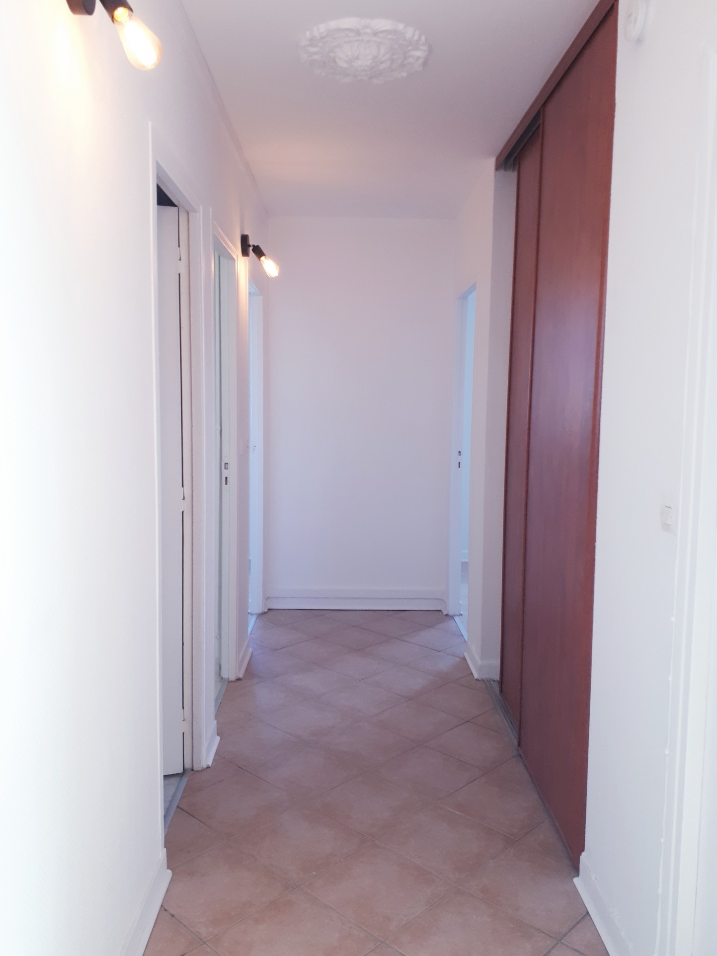 Location Appartement à Sainte-Geneviève-des-Bois 3 pièces