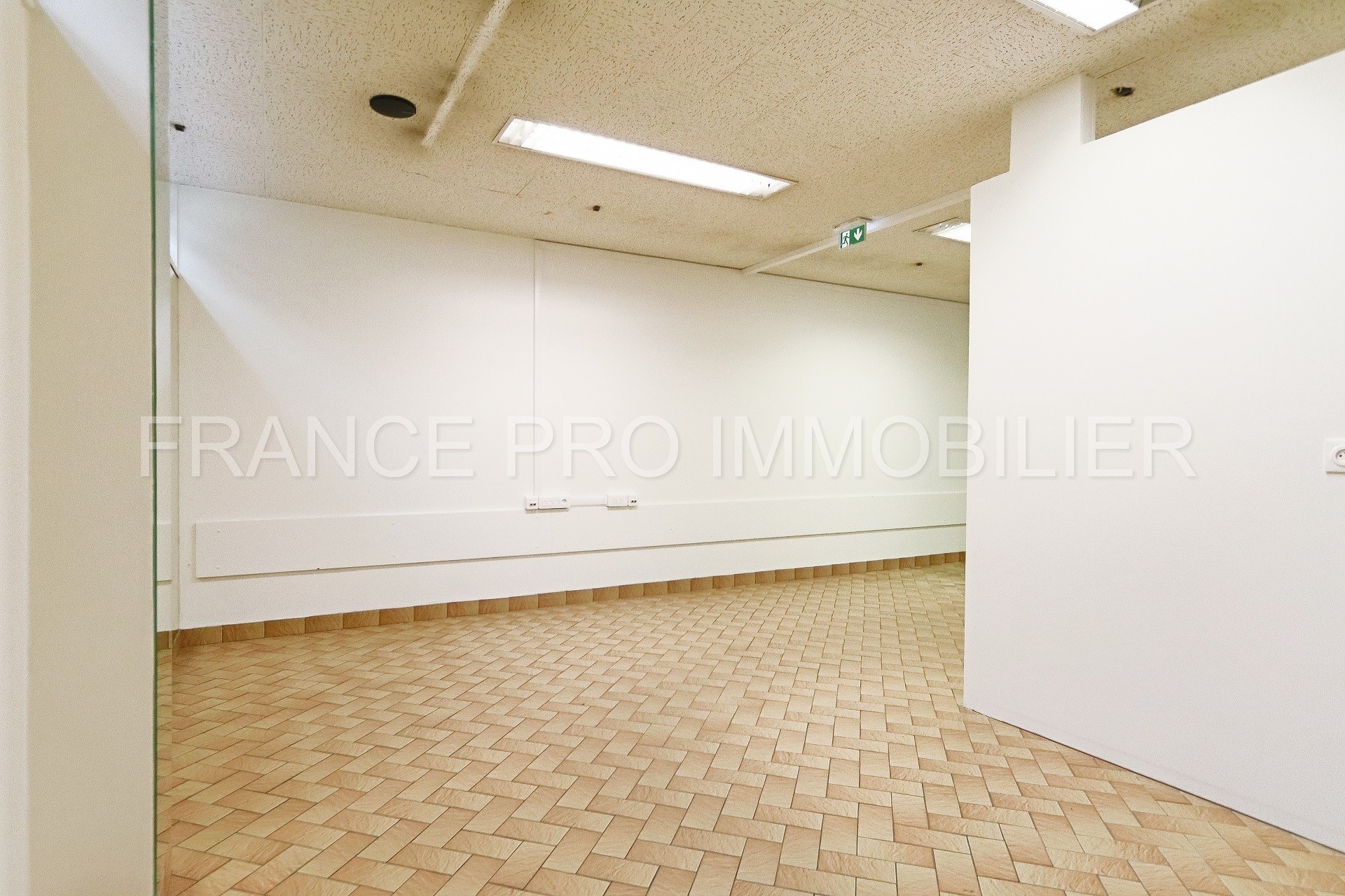 Location Bureau / Commerce à Cherbourg-Octeville 0 pièce