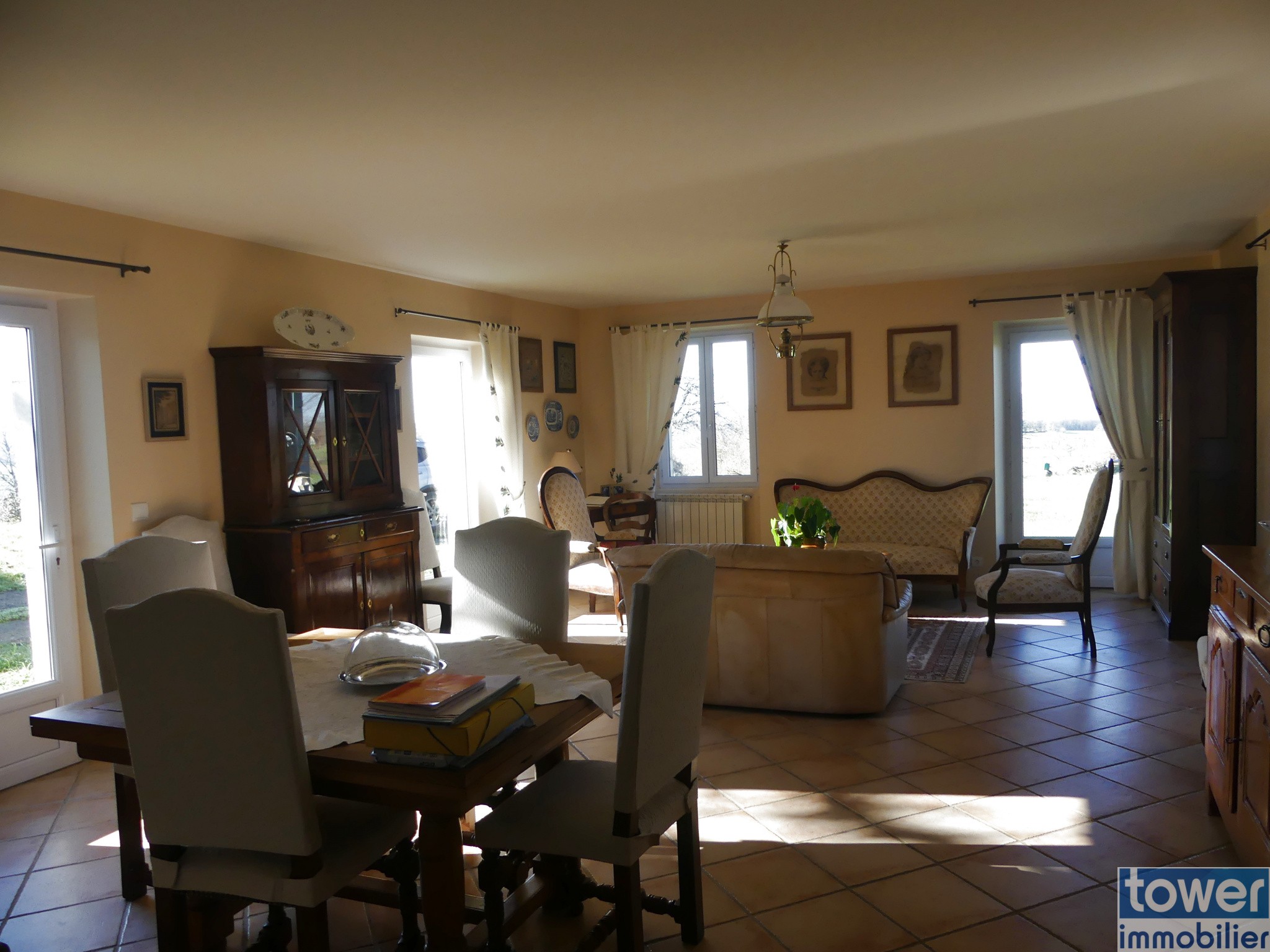 Vente Maison à Villeneuve 32 pièces