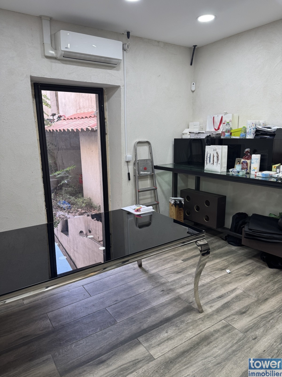 Location Bureau / Commerce à Marseille 6e arrondissement 0 pièce