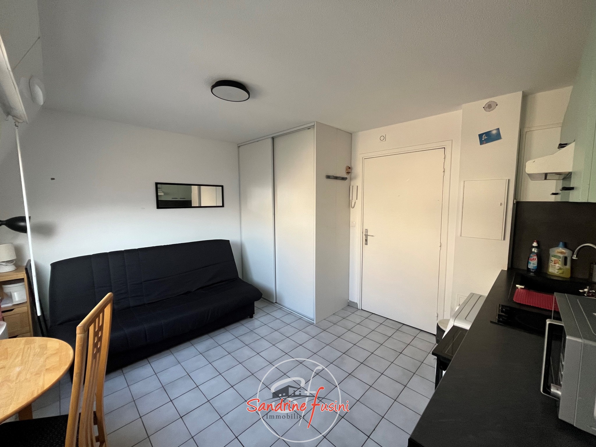 Location Appartement à Saint-Laurent-du-Var 1 pièce