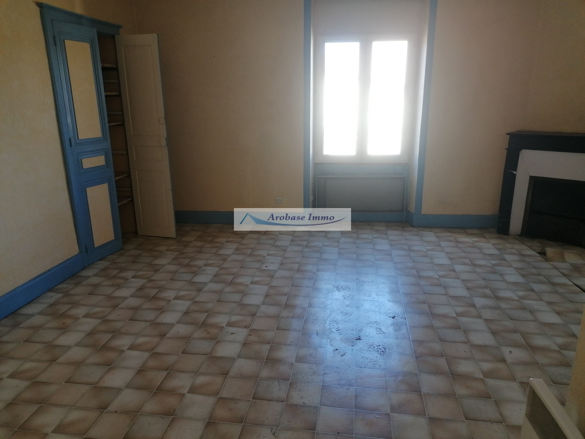 Vente Bureau / Commerce à Brassac-les-Mines 0 pièce