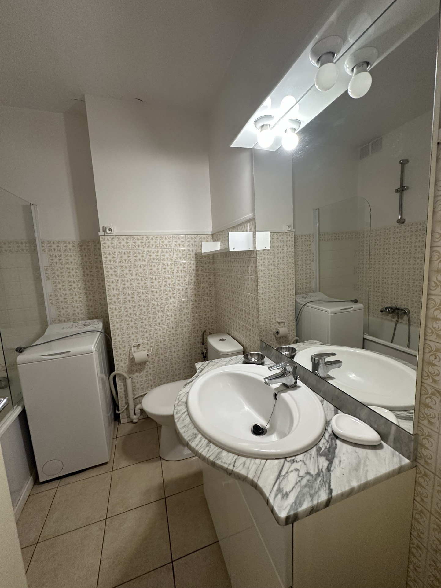 Location Appartement à Amélie-les-Bains-Palalda 1 pièce