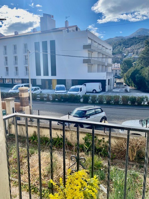 Location Appartement à Amélie-les-Bains-Palalda 3 pièces