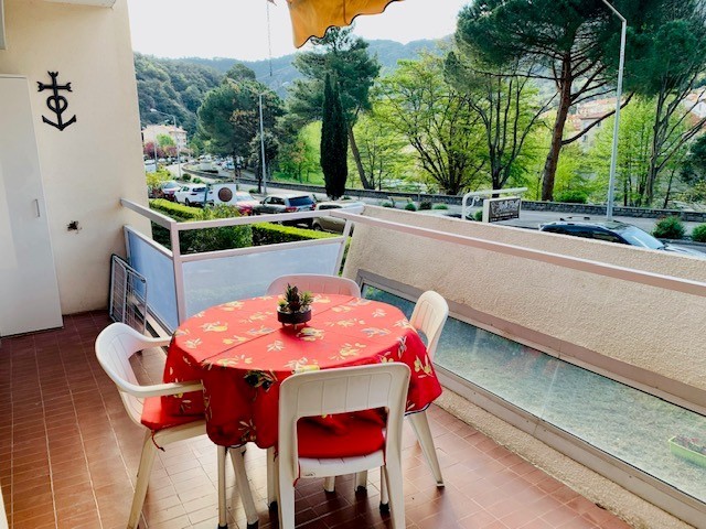 Location Appartement à Amélie-les-Bains-Palalda 2 pièces