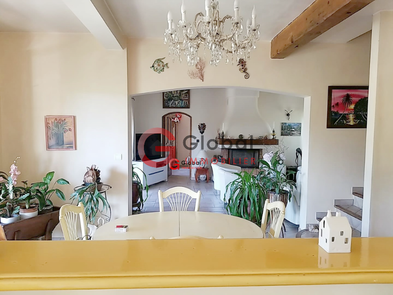 Vente Maison à Villecroze 6 pièces