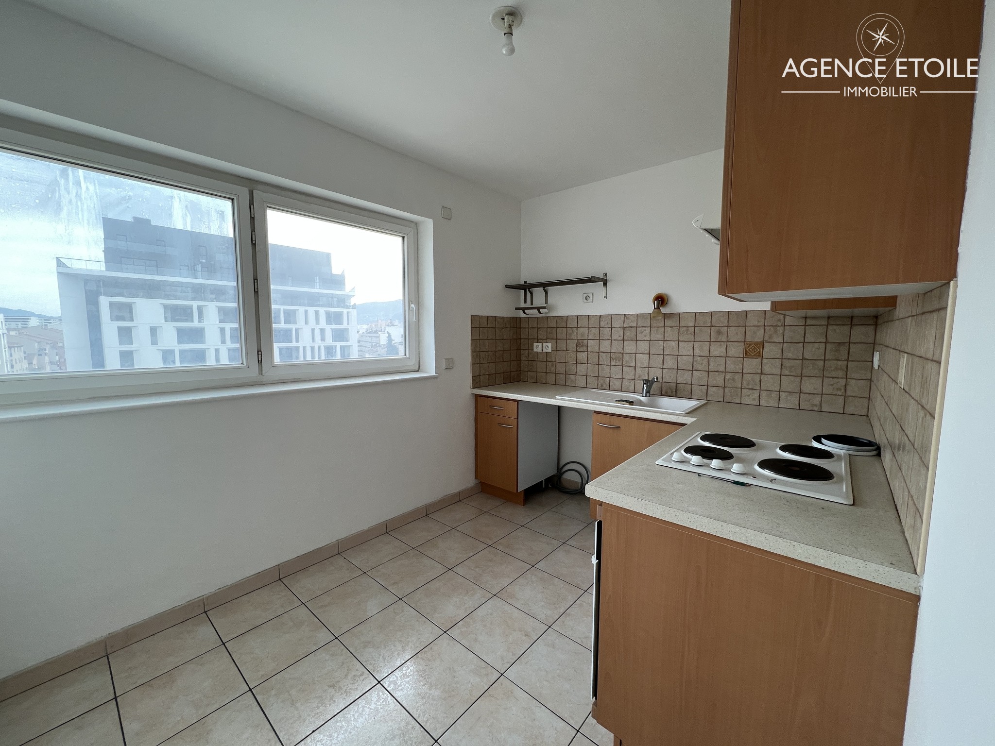 Location Appartement à Marseille 8e arrondissement 2 pièces