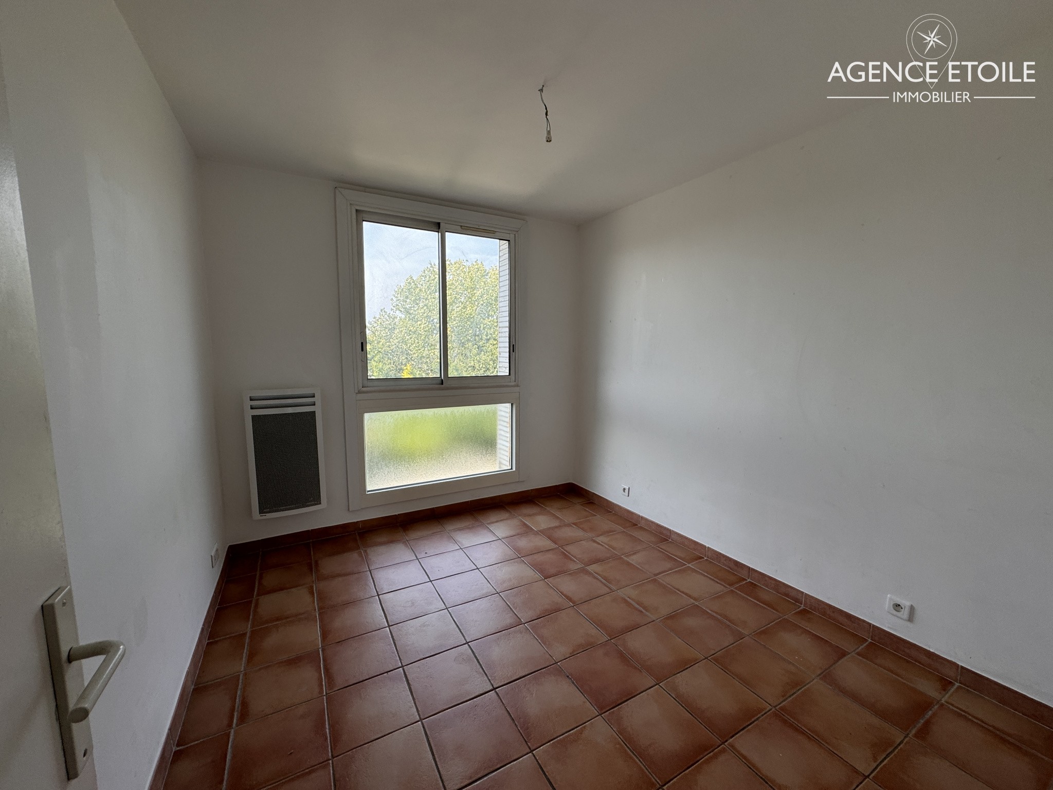 Location Appartement à Marseille 8e arrondissement 3 pièces