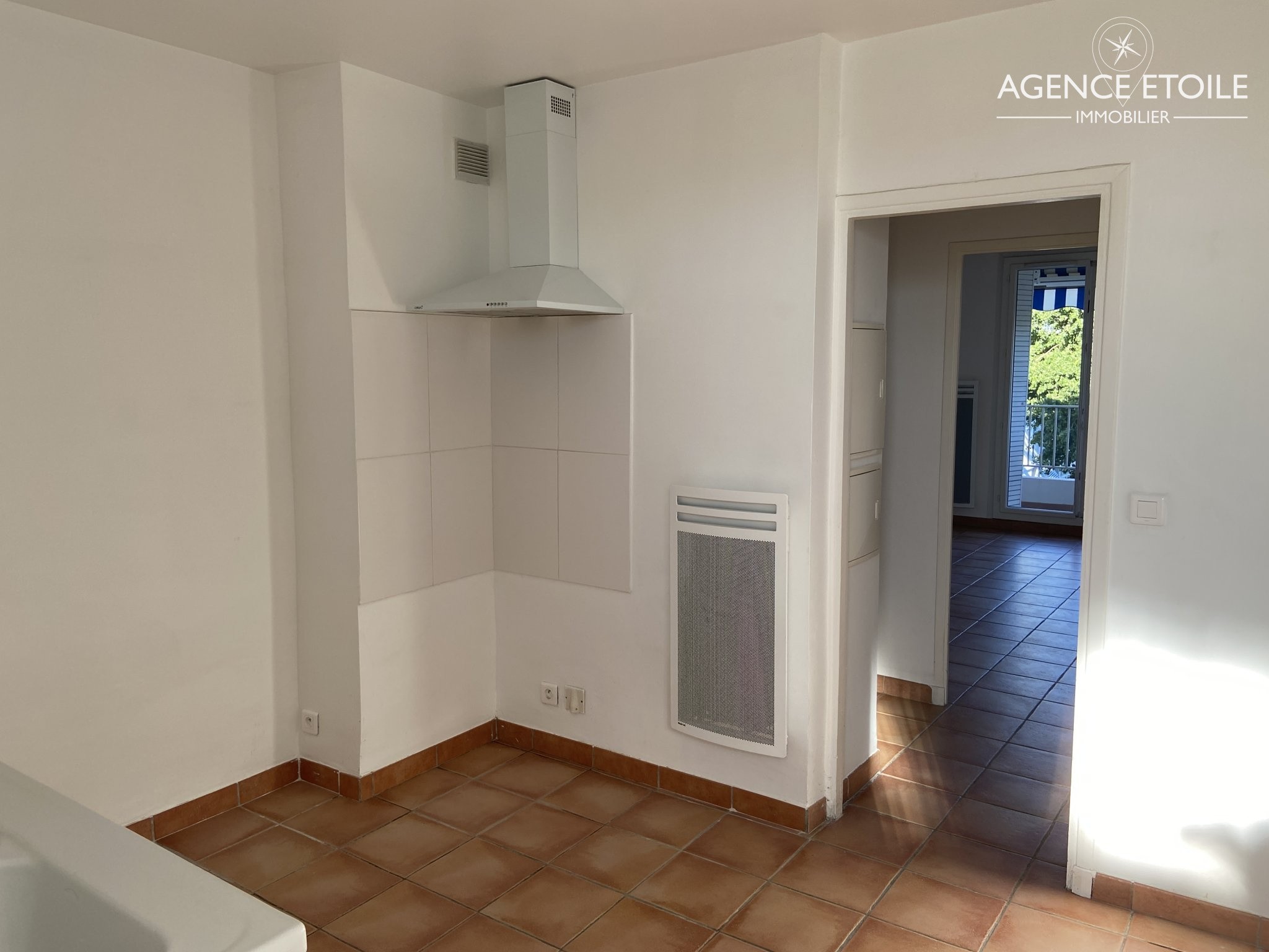 Location Appartement à Marseille 8e arrondissement 3 pièces