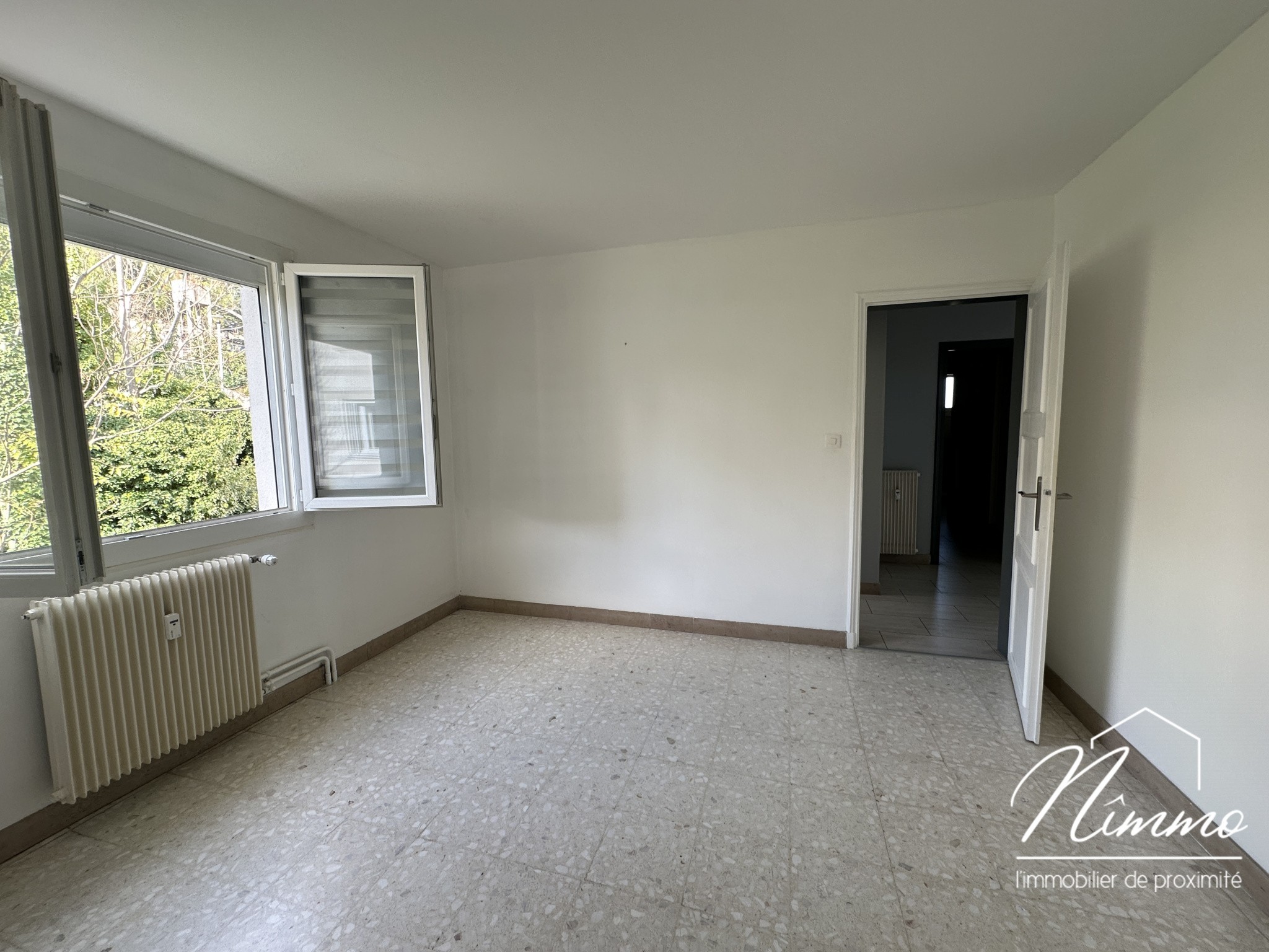 Vente Appartement à Nîmes 5 pièces