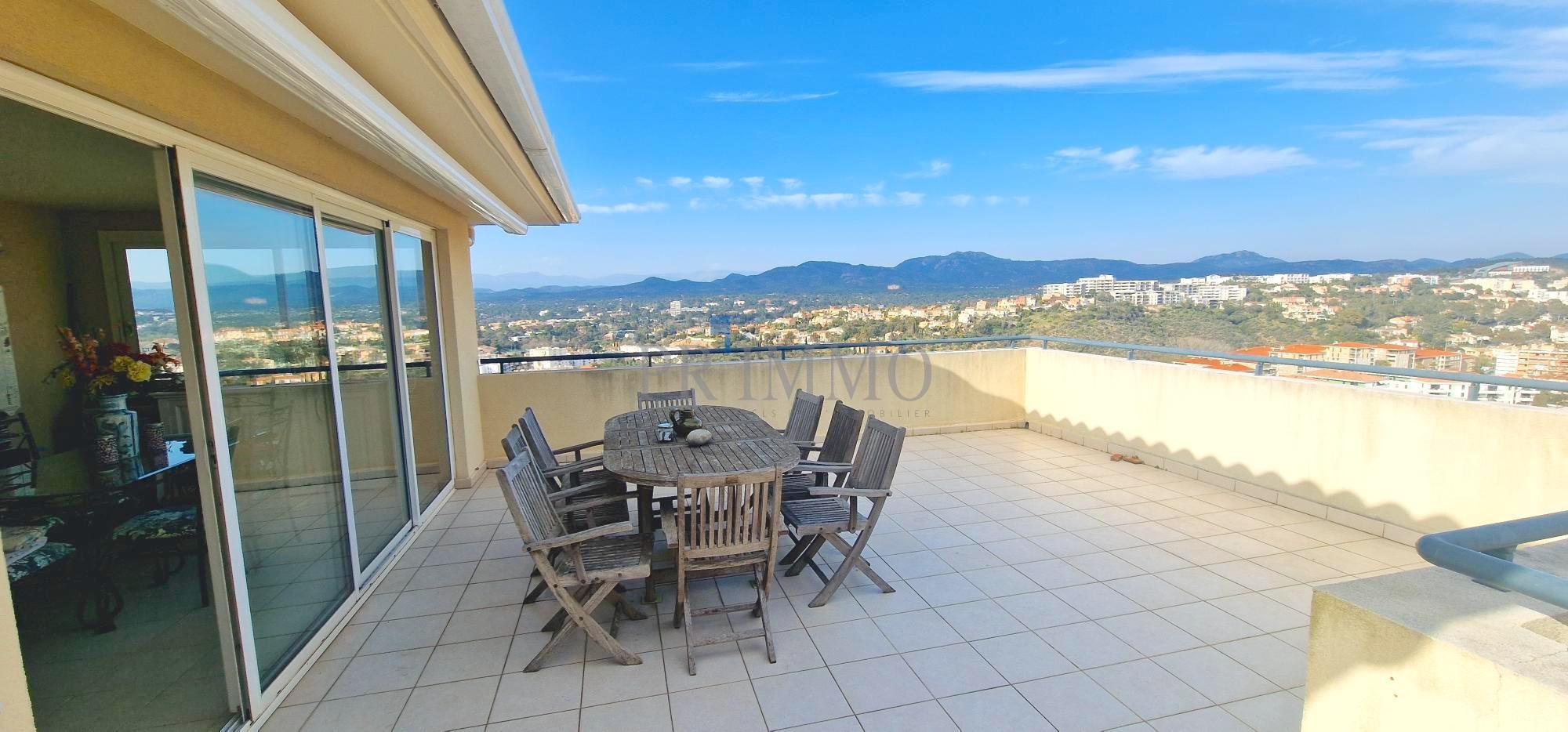 Vente Appartement à Saint-Raphaël 4 pièces