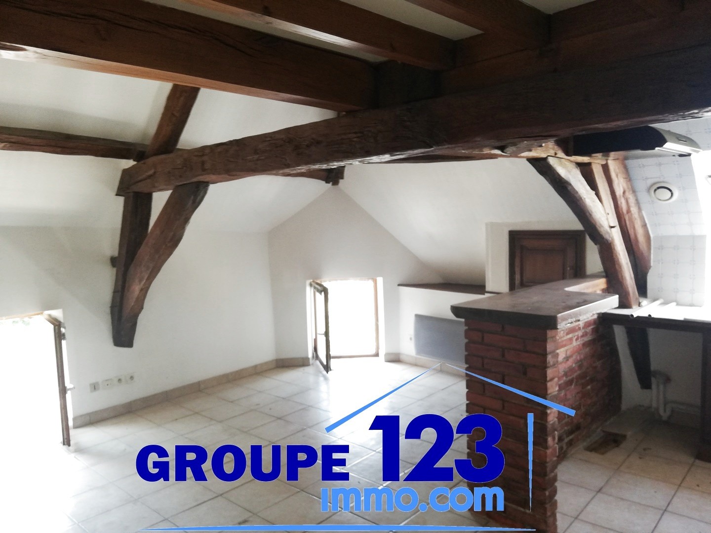 Vente Appartement à Aillant-sur-Tholon 4 pièces