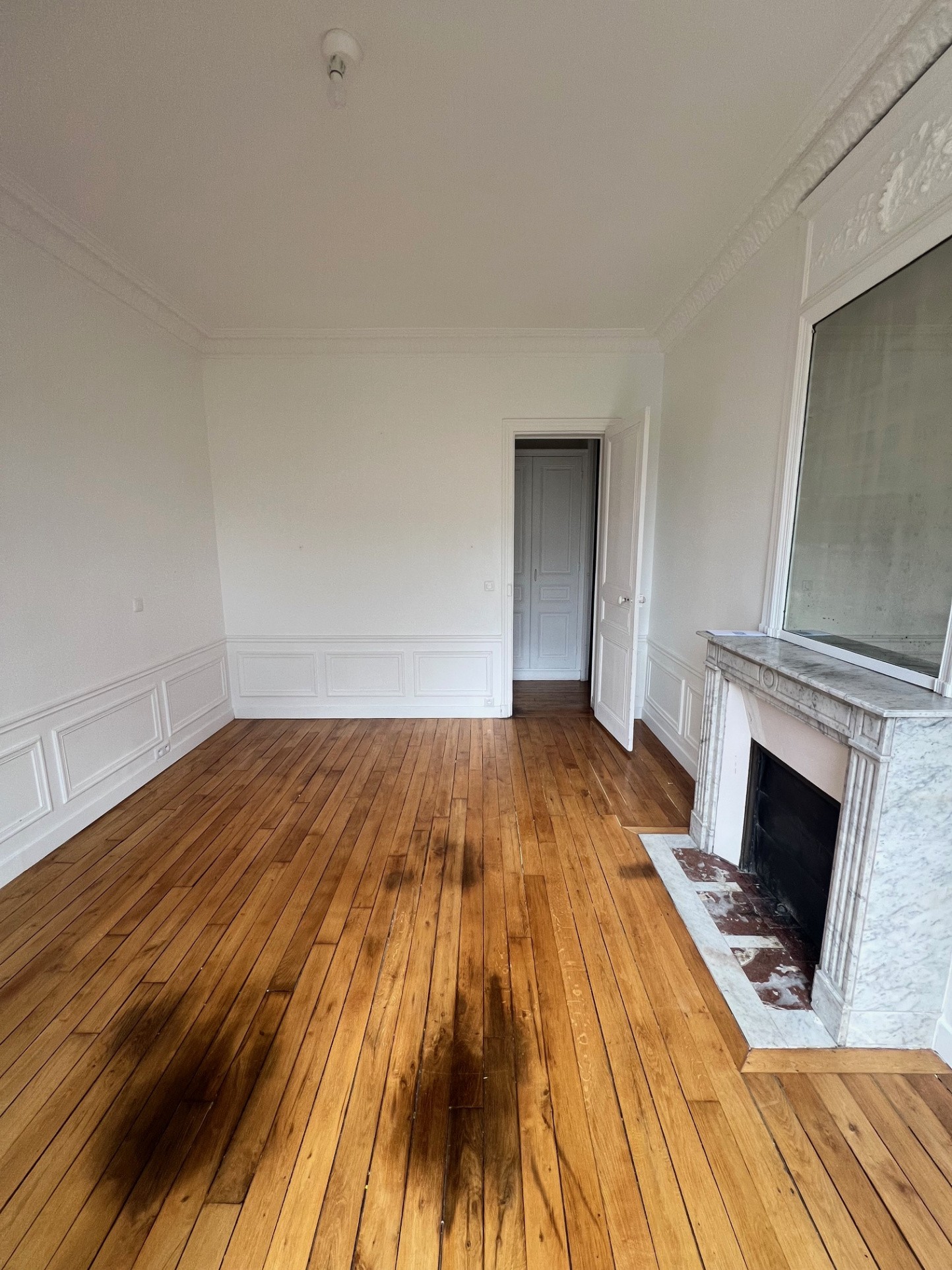 Location Appartement à Paris Passy 16e arrondissement 5 pièces