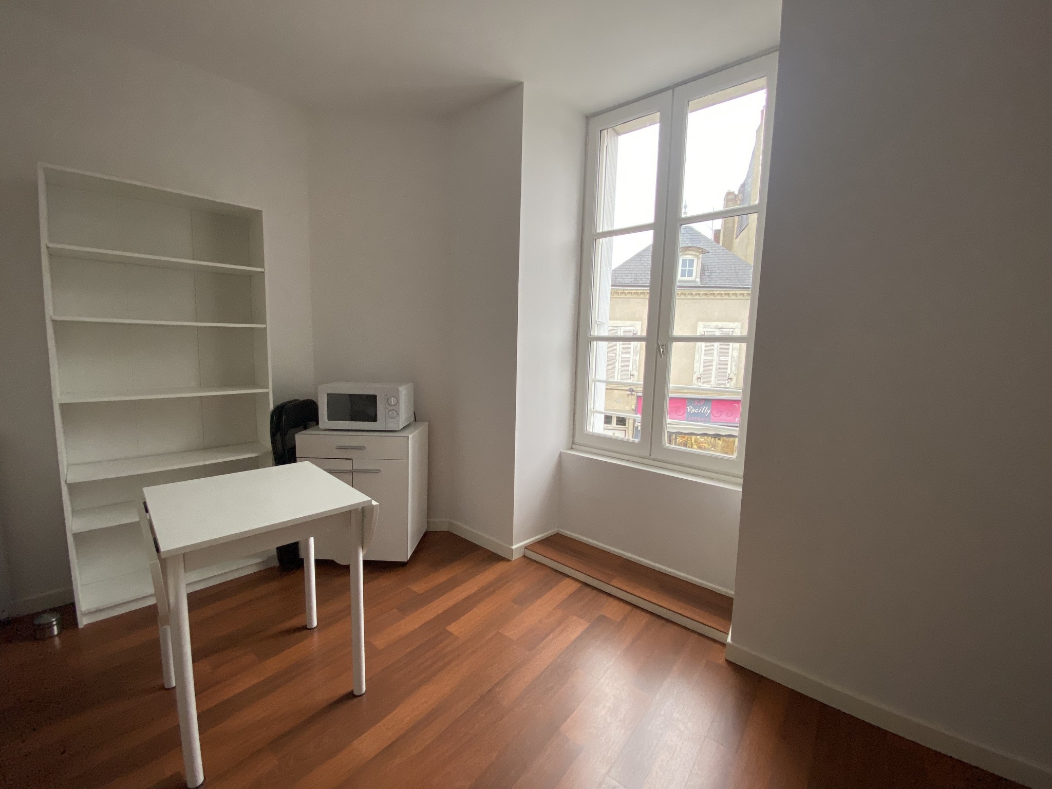 Location Appartement à Laval 1 pièce