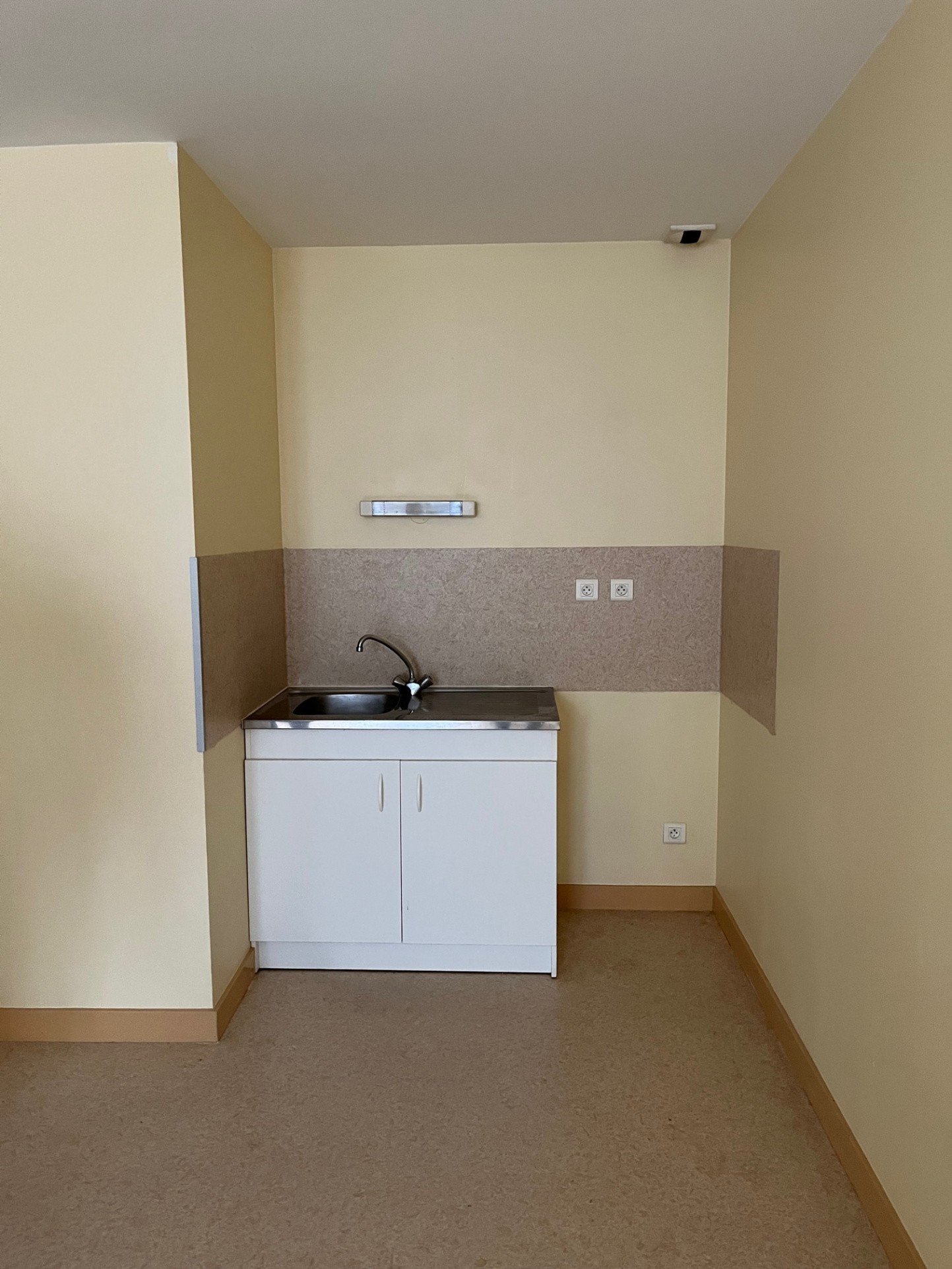 Location Appartement à Laval 1 pièce