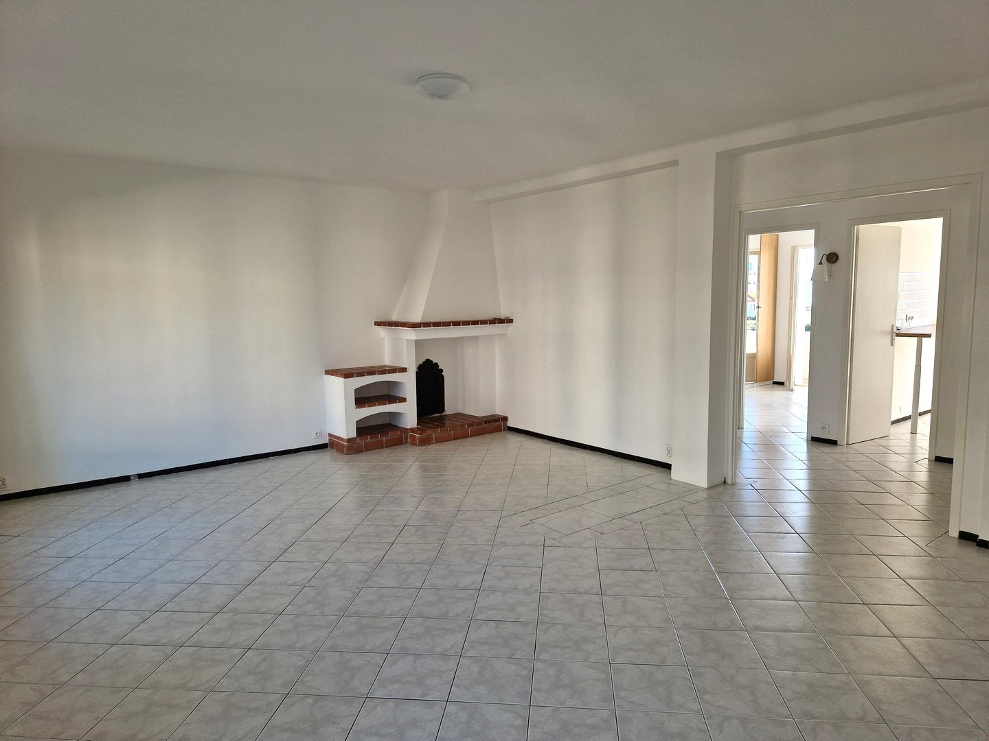 Location Appartement à Toulon 5 pièces