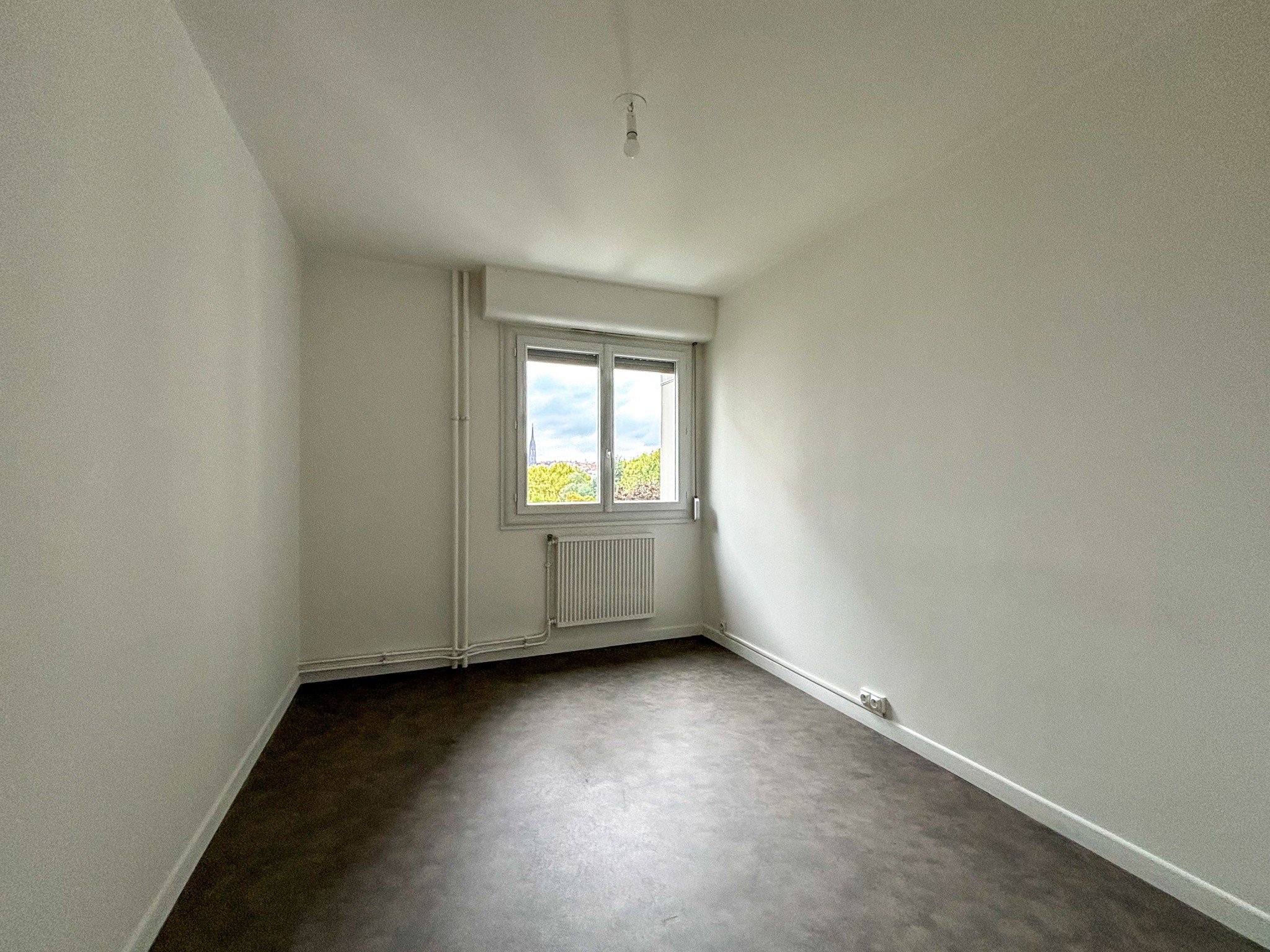 Location Appartement à Clermont-Ferrand 6 pièces