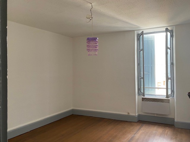 Location Appartement à Donzère 2 pièces