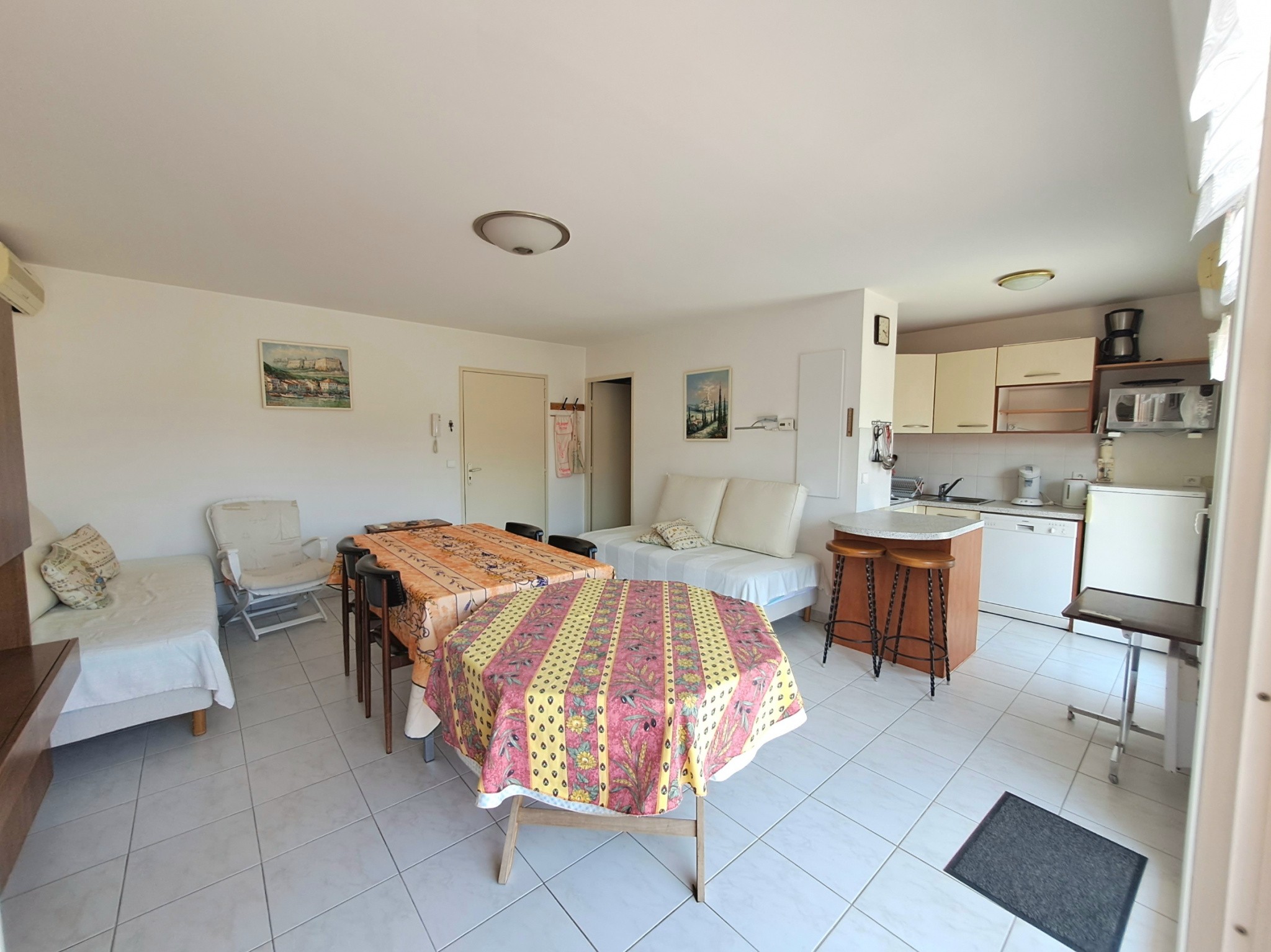 Location Appartement à Saint-Cyr-sur-Mer 2 pièces