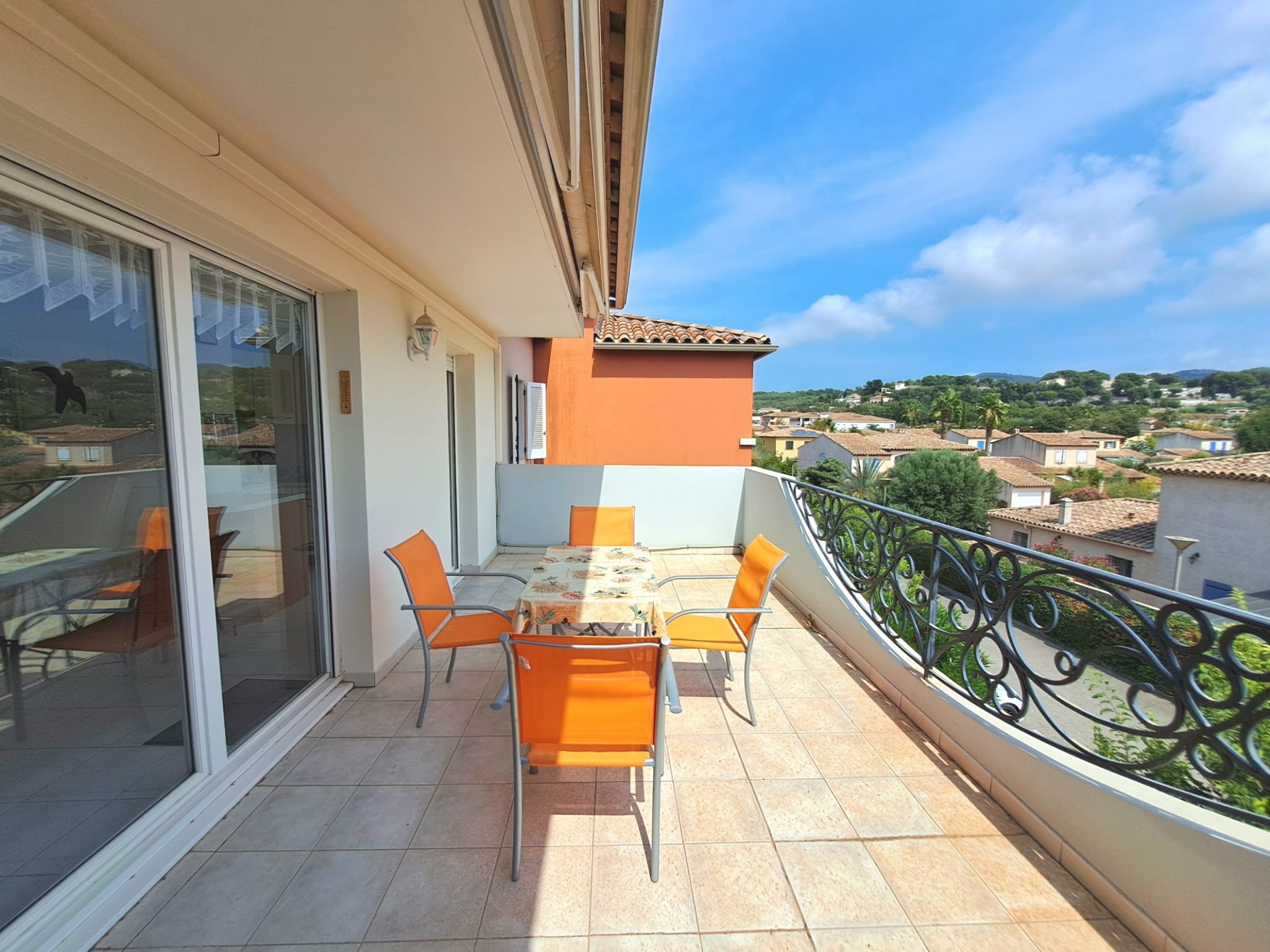 Location Appartement à Saint-Cyr-sur-Mer 2 pièces