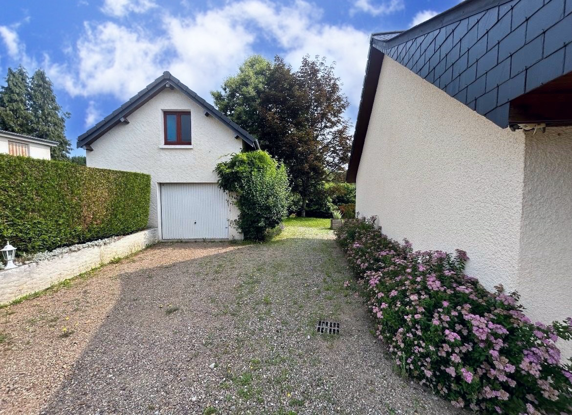 Vente Maison à Montaignac-Saint-Hippolyte 6 pièces