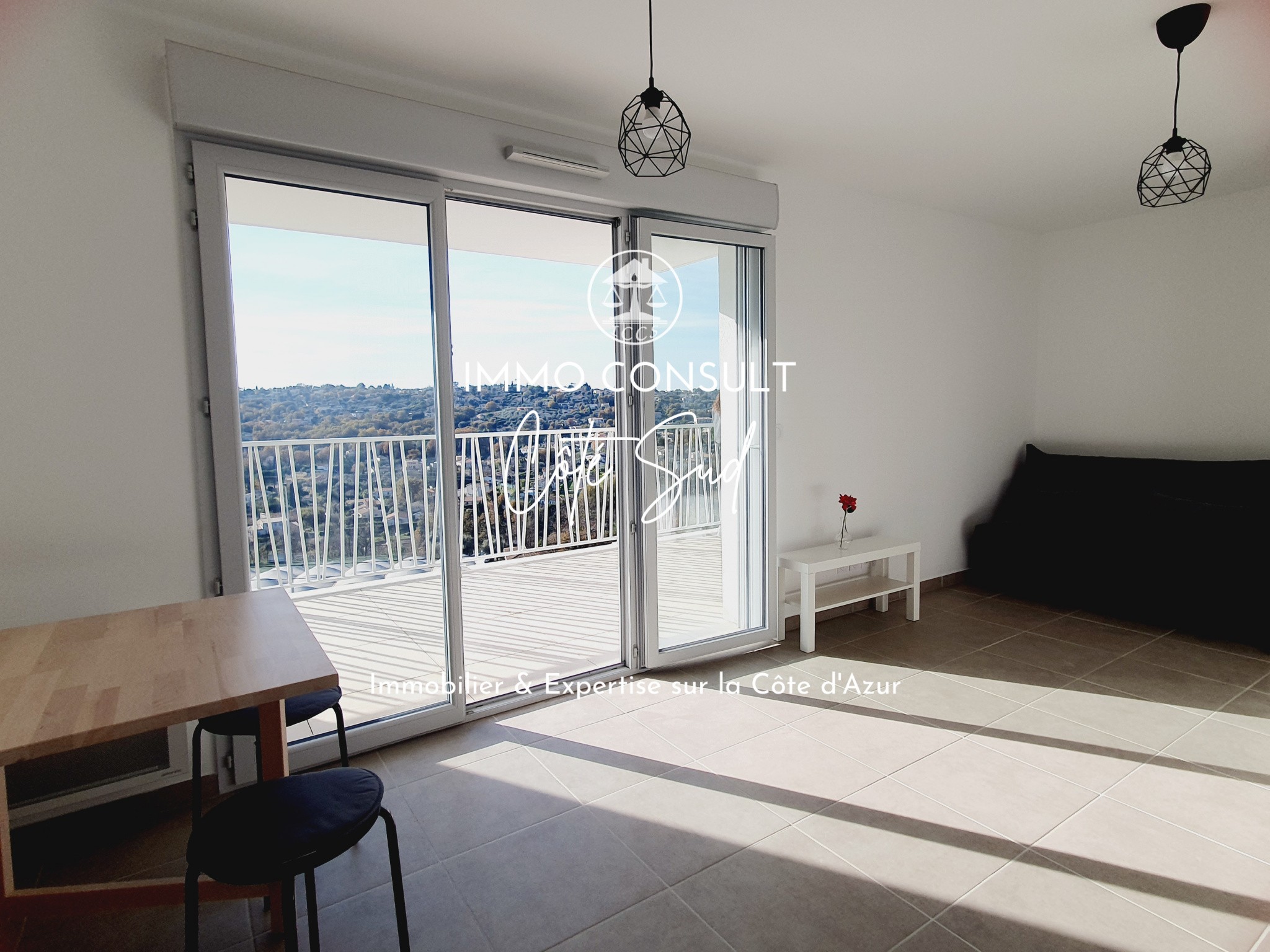 Location Appartement à Saint-Jeannet 1 pièce