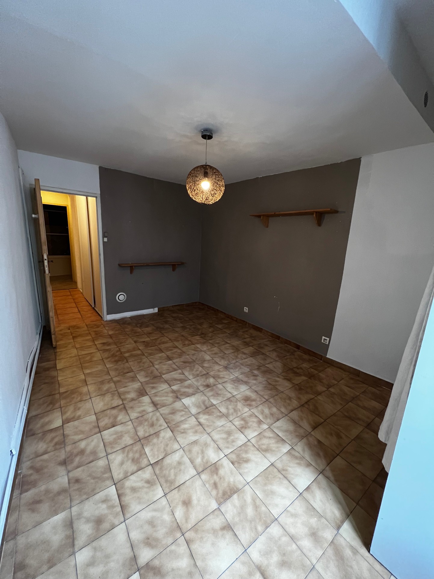 Location Appartement à Cuges-les-Pins 2 pièces