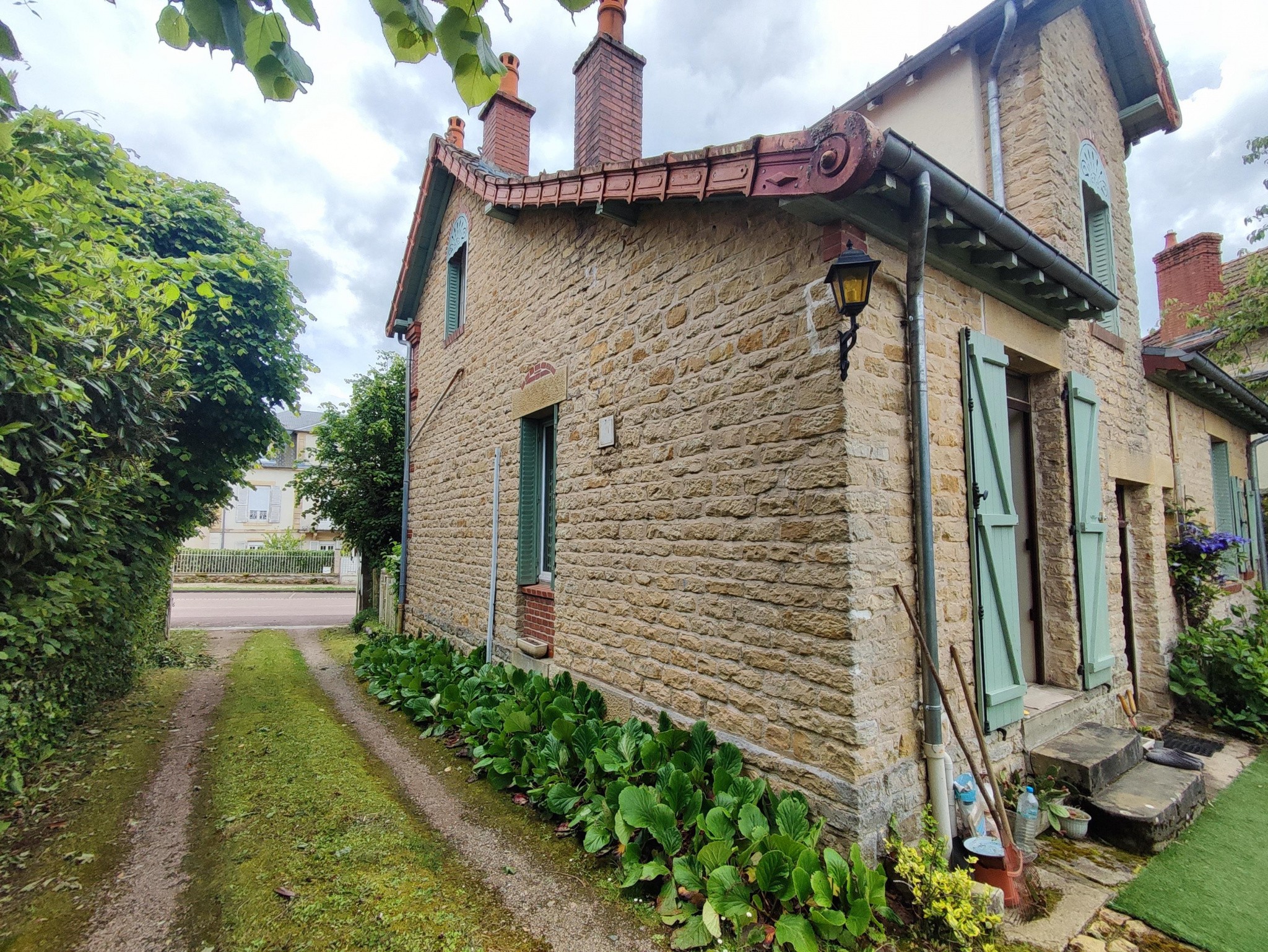 Vente Maison à Saint-Honoré-les-Bains 6 pièces