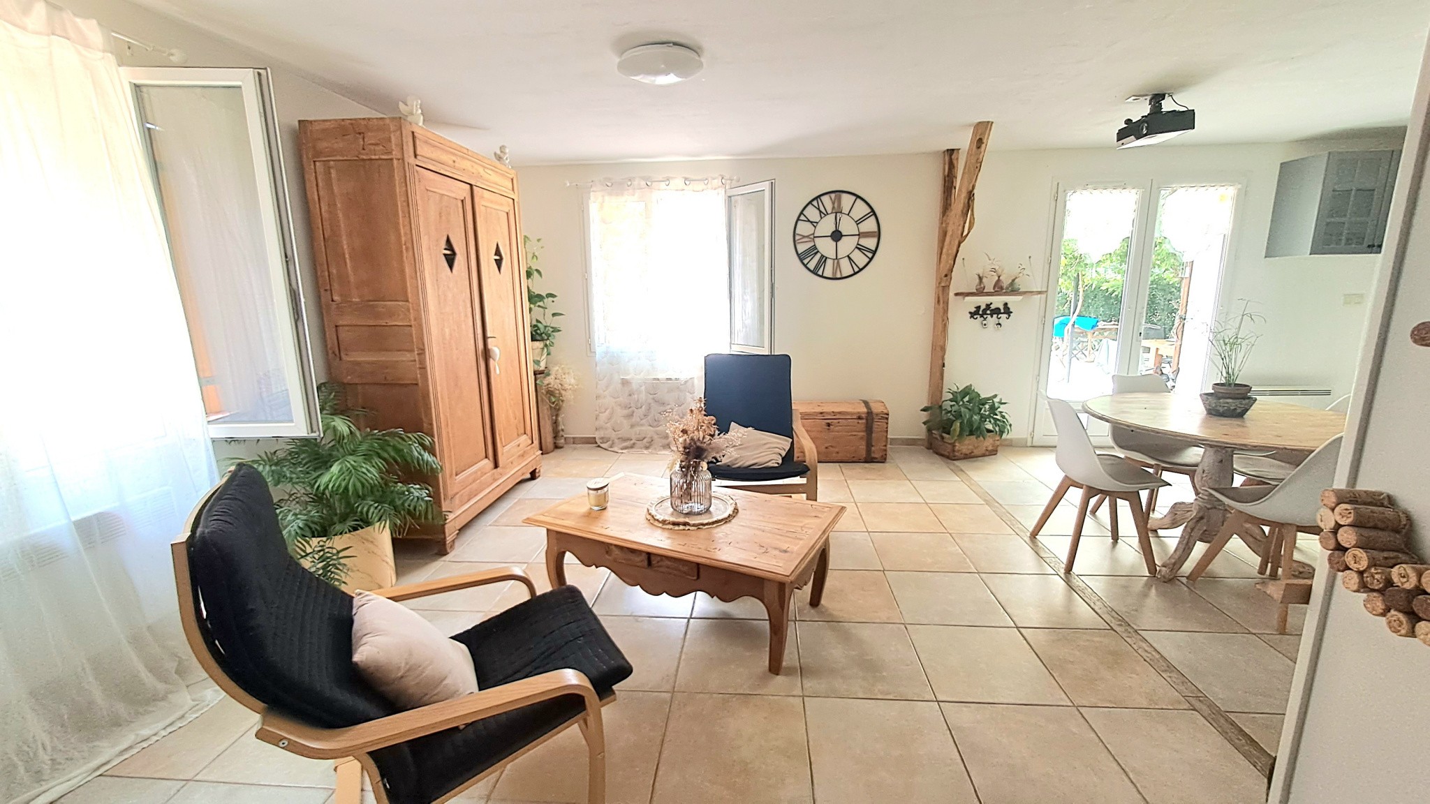 Vente Appartement à la Tour-d'Aigues 4 pièces