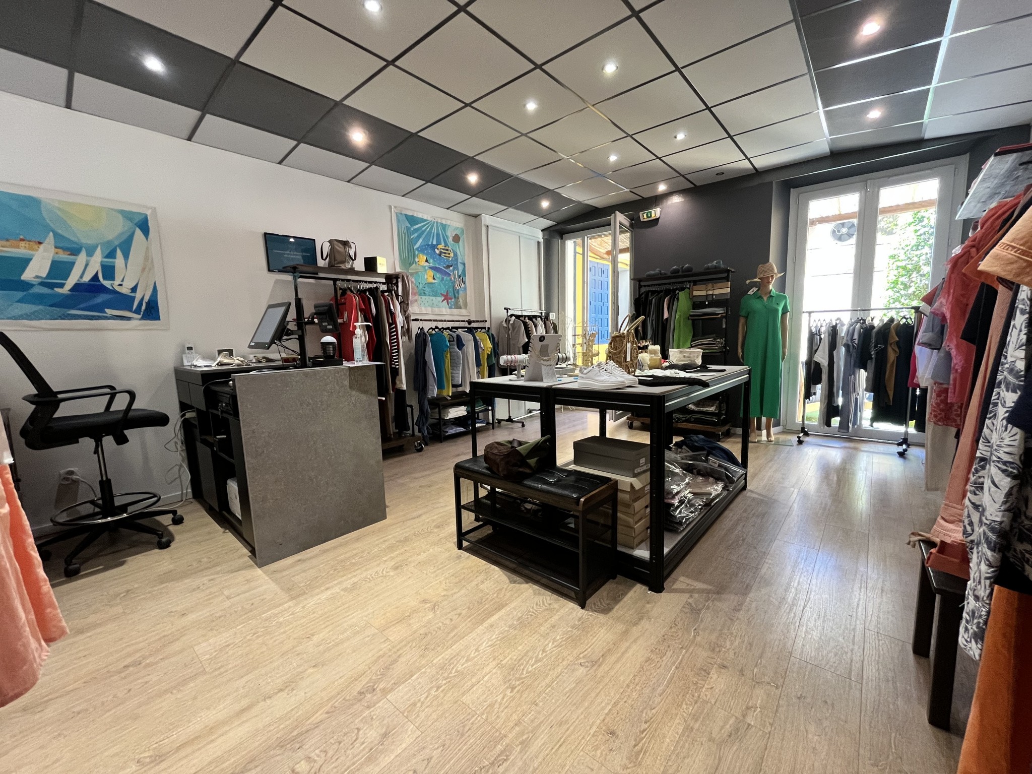 Vente Bureau / Commerce à Hyères 0 pièce