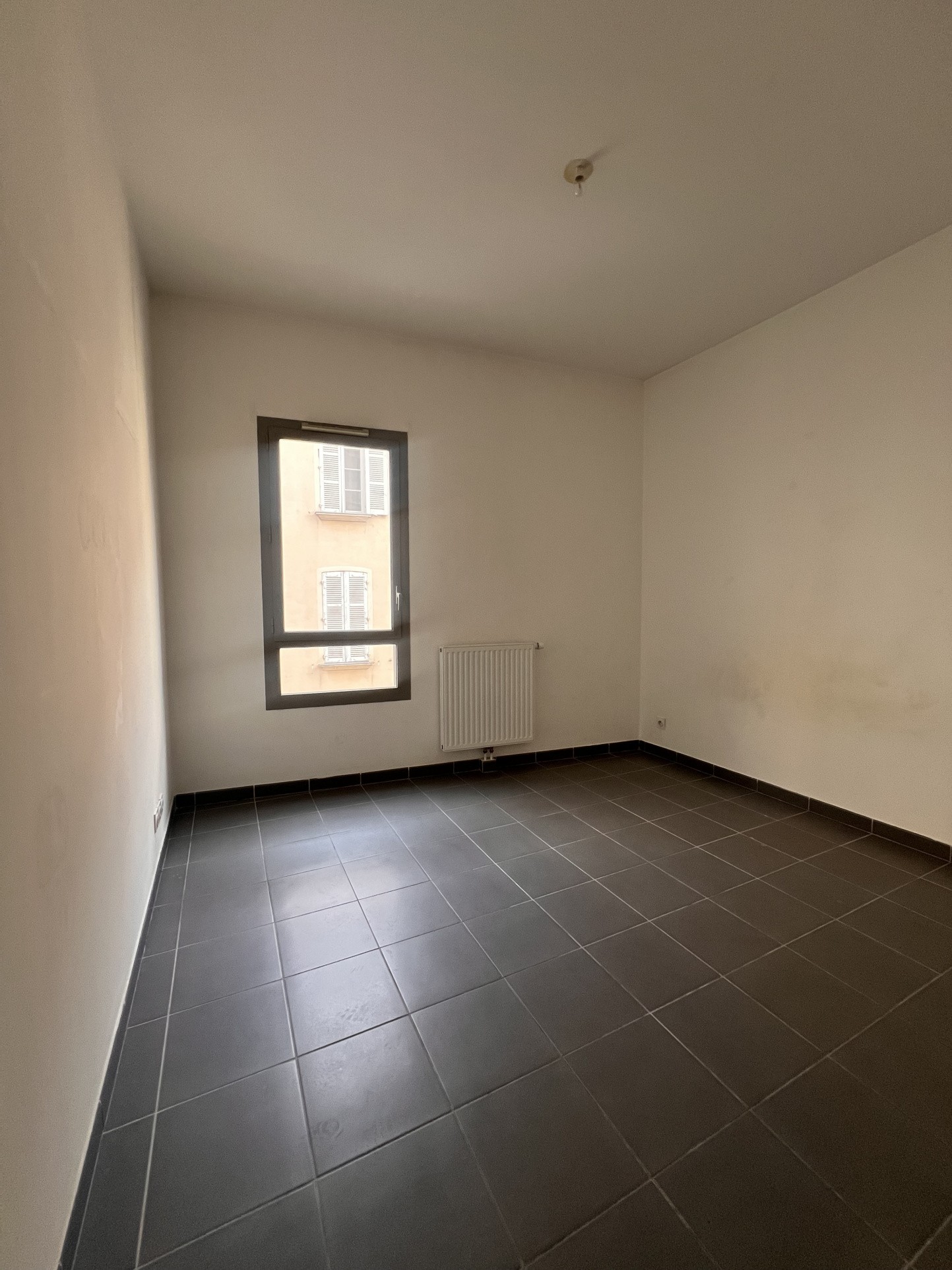 Location Appartement à Toulon 4 pièces