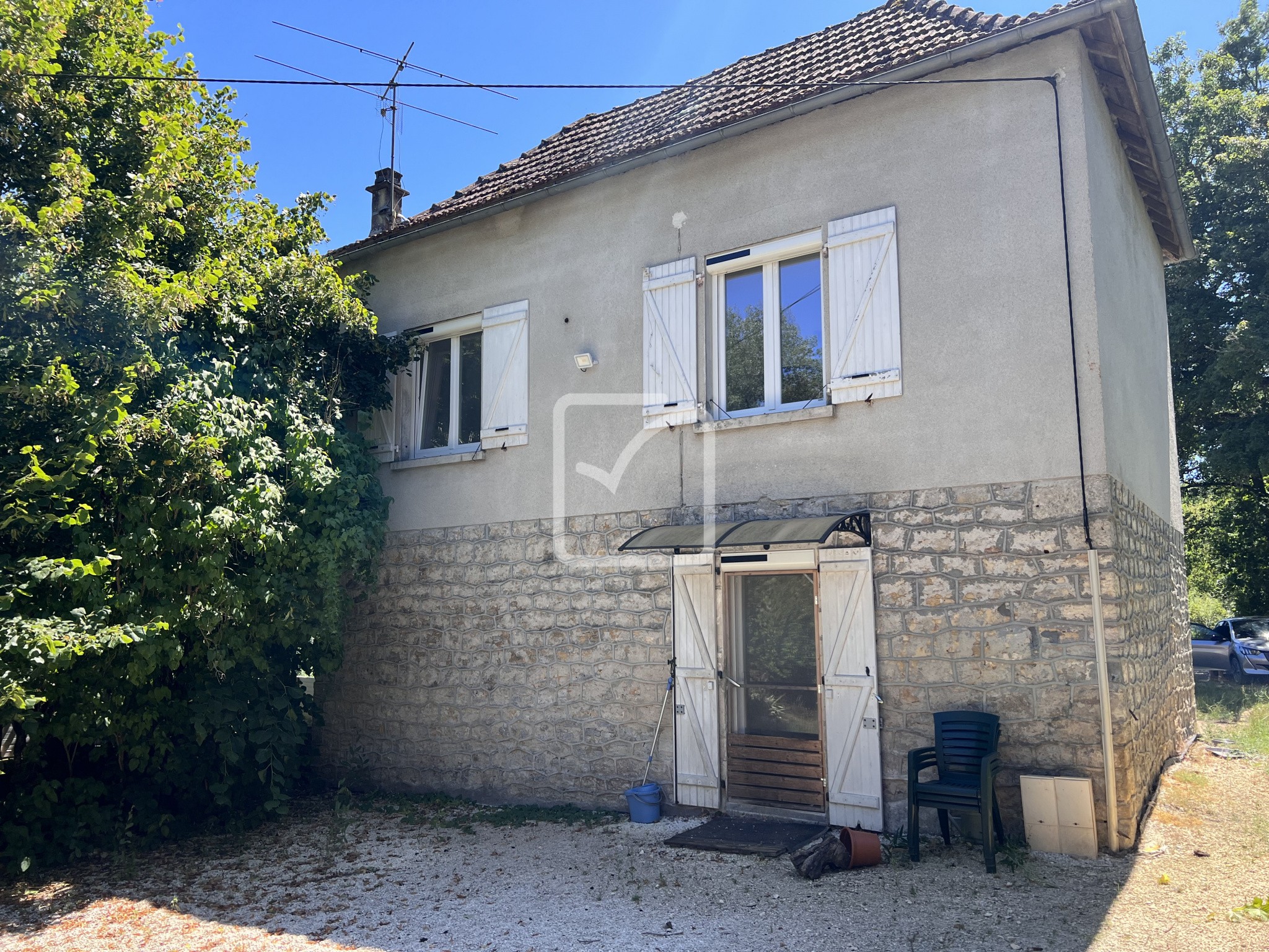 Vente Maison à Saint-Amand-de-Coly 6 pièces