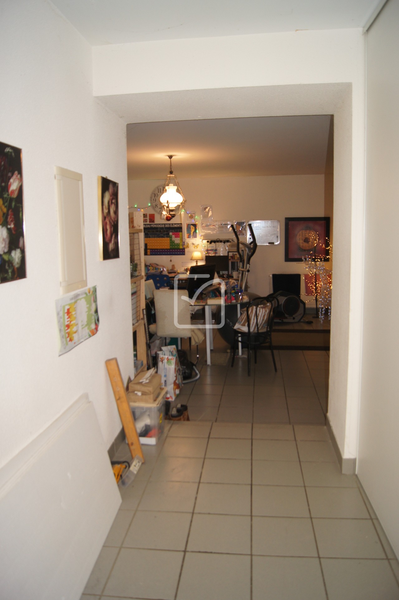 Vente Bureau / Commerce à Beaufort-sur-Gervanne 16 pièces