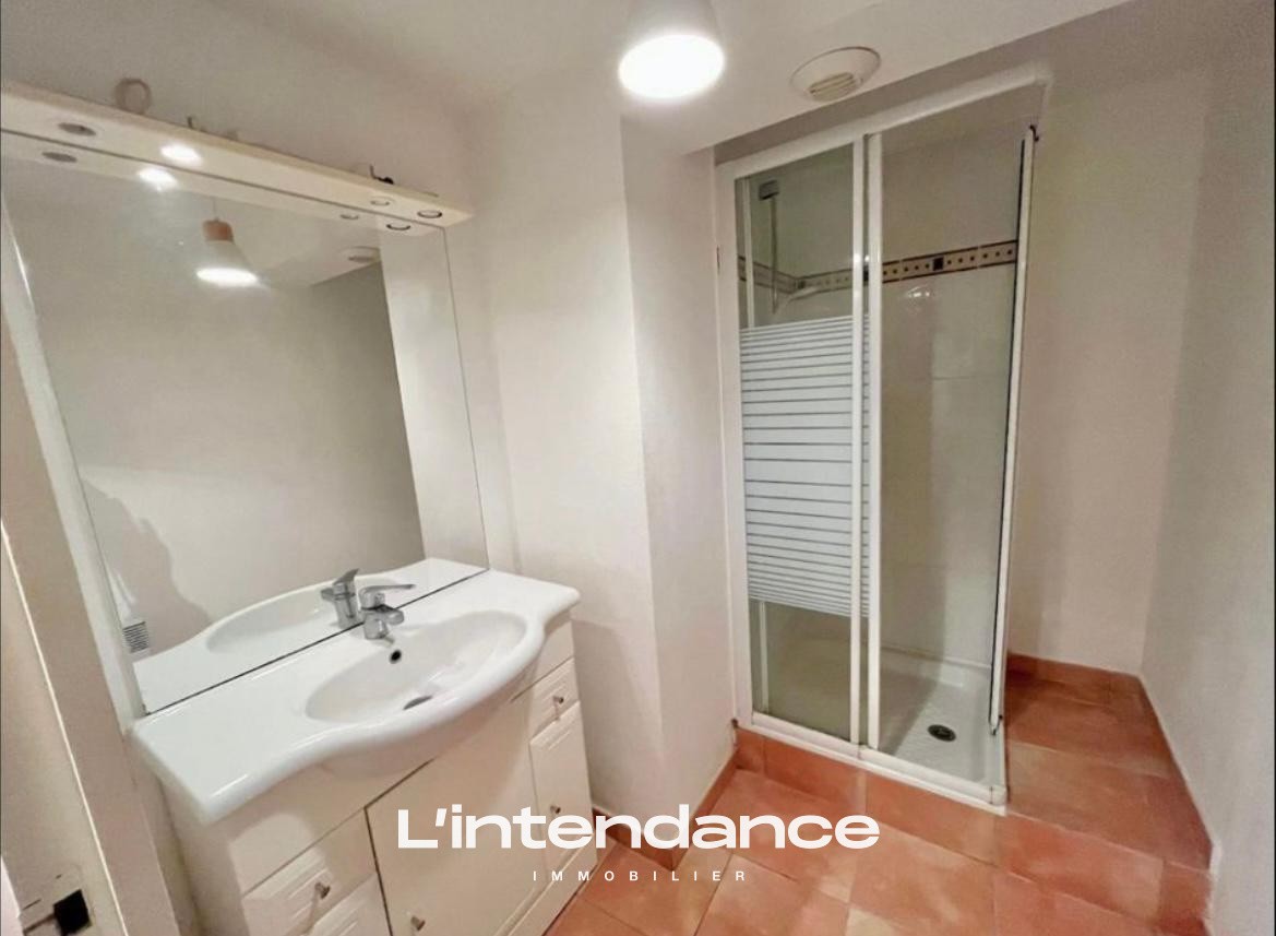 Location Appartement à Hyères 2 pièces