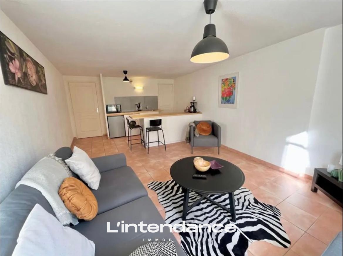 Location Appartement à Hyères 2 pièces