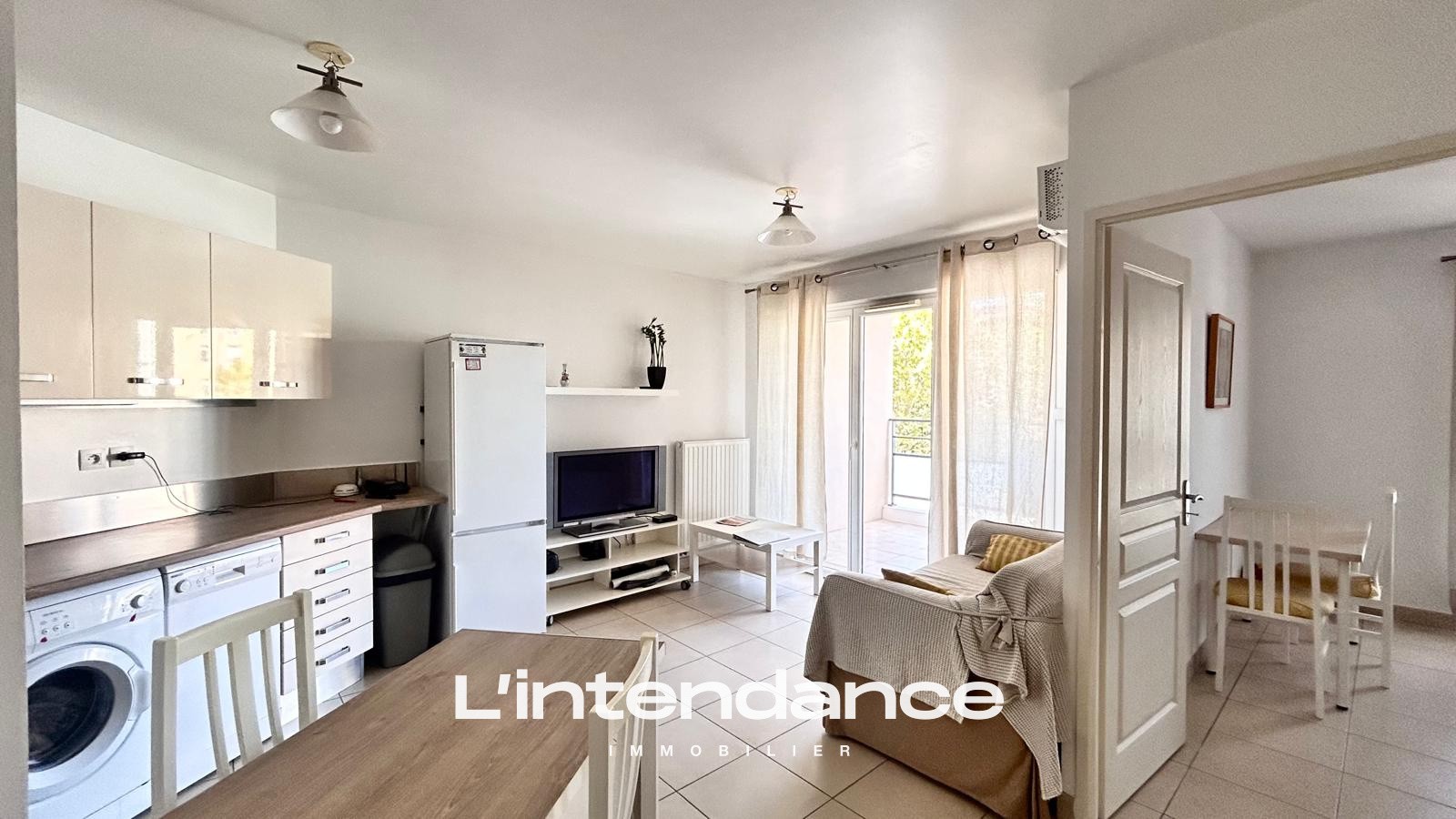 Vente Appartement à Hyères 2 pièces